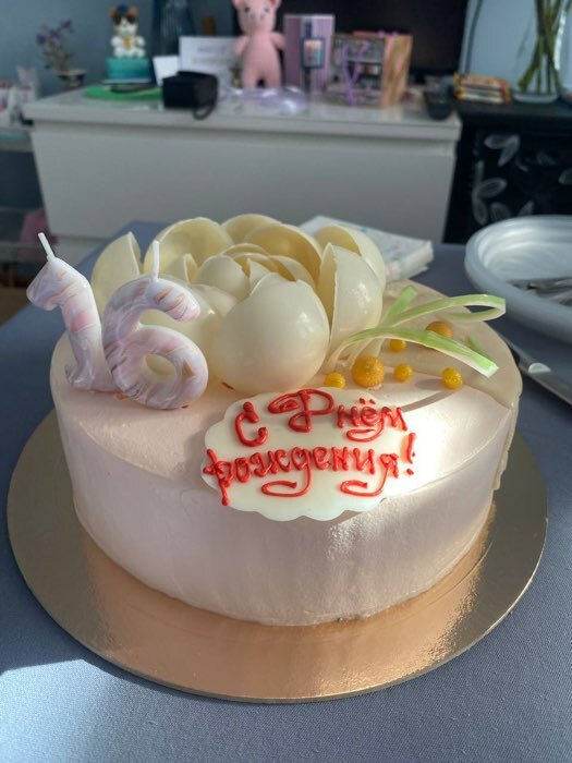 Фотография покупателя товара Свеча в торт на день рождения «‎Цветное конфетти»‎, цифра "8", 5.5 см - Фото 37