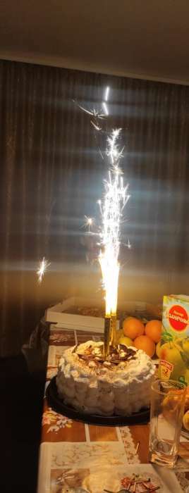 Фотография покупателя товара Свечи фонтаны для торта "Цветные искры", 10 см, 30 секунд, цветное пламя, 4 шт - Фото 25
