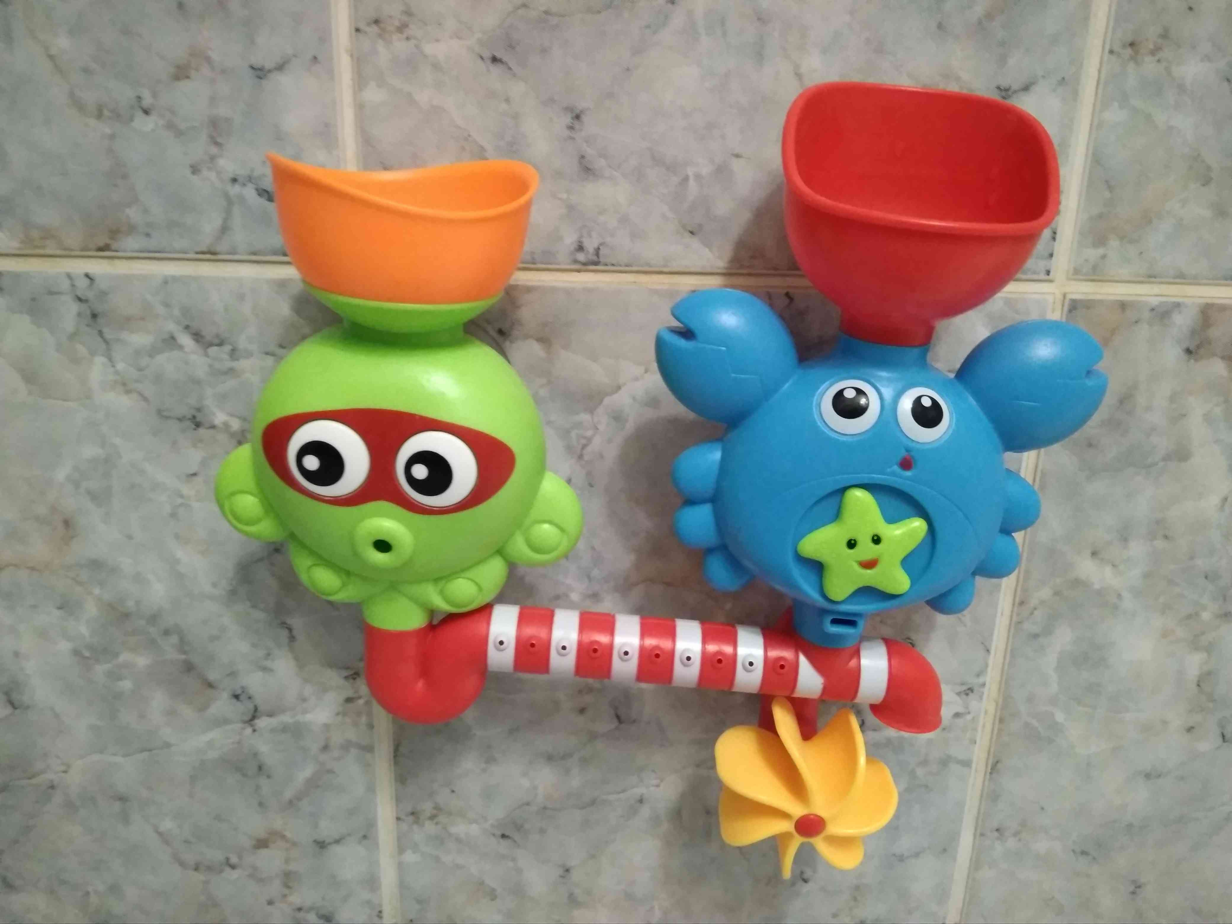 Фотография покупателя товара Игрушка для ванны «Водная забава», на присоске, цвет МИКС, Крошка Я