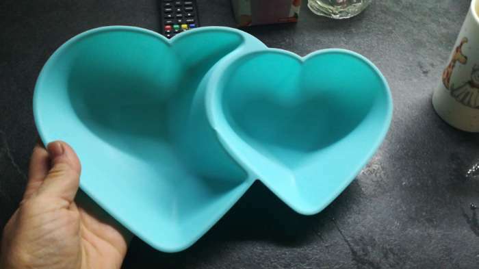 Фотография покупателя товара Менажница «Сердца», 2 секции, пластик, 27×17 см, МИКС - Фото 2