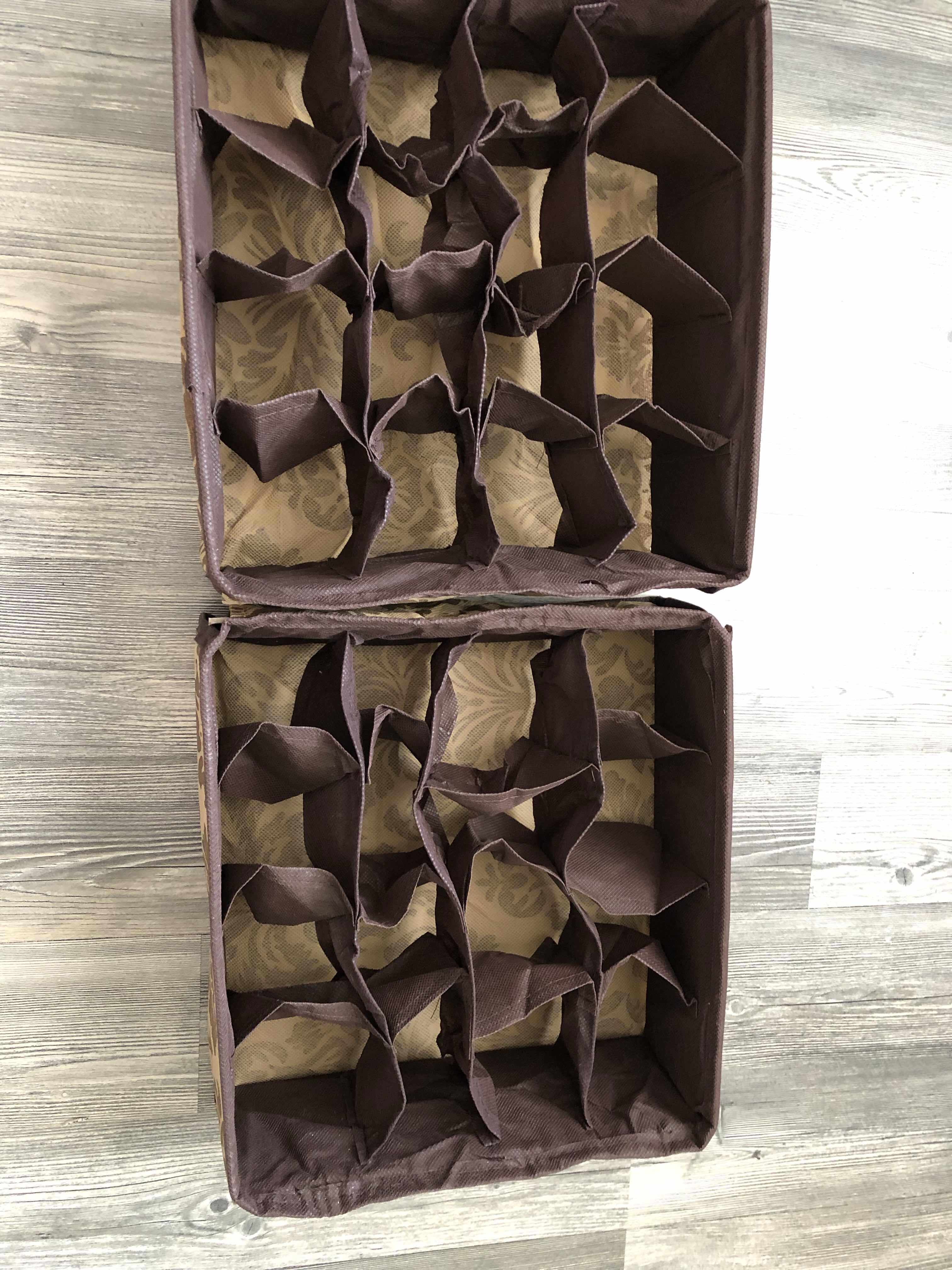Фотография покупателя товара Органайзер для хранения белья «Вензель», 12 отделений, 32×24×12 см, цвет коричнево-бежевый - Фото 3