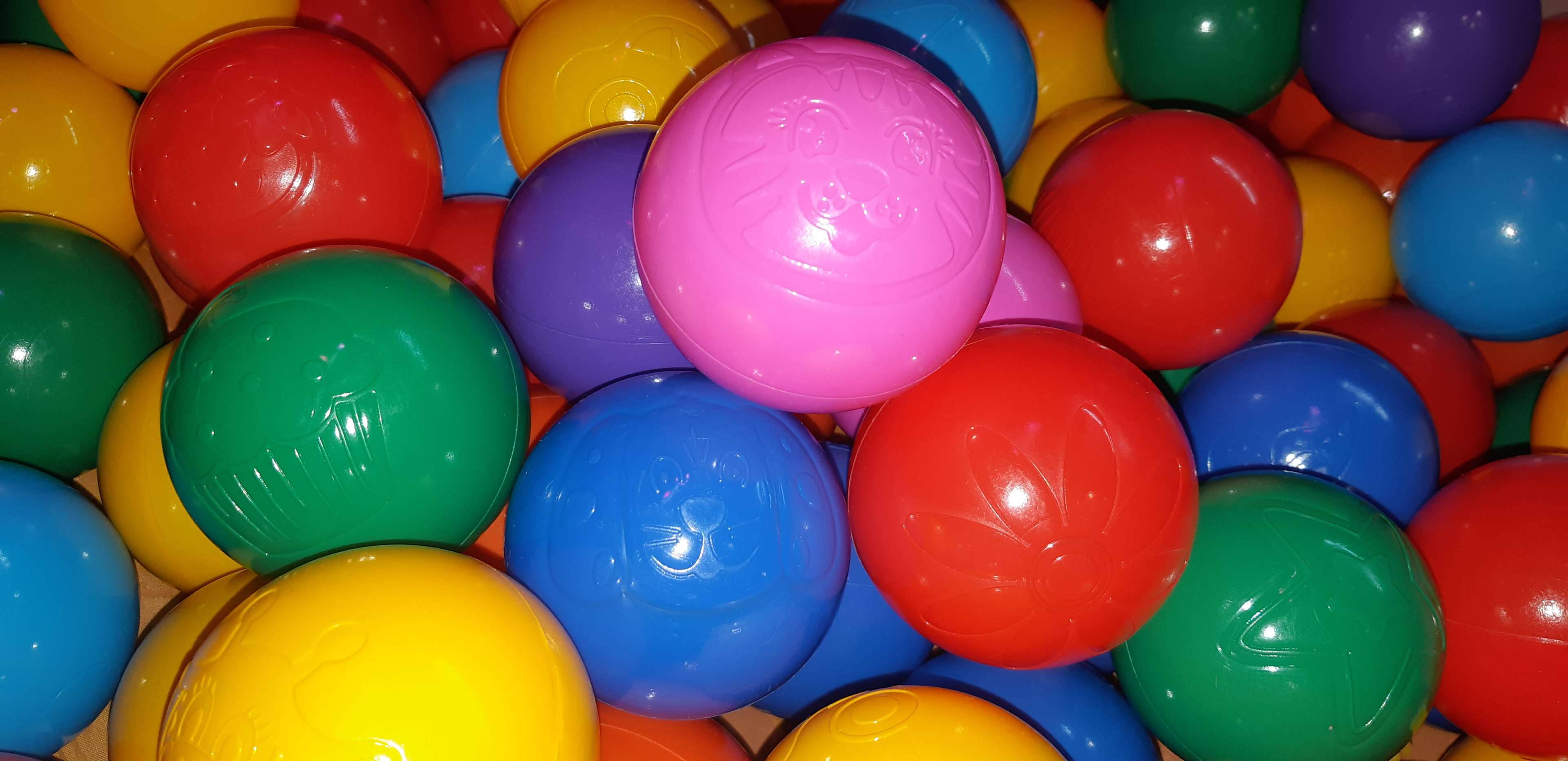 Фотография покупателя товара Шарики для сухого бассейна с рисунком, диаметр шара 7,5 см, набор 150 штук, разноцветные