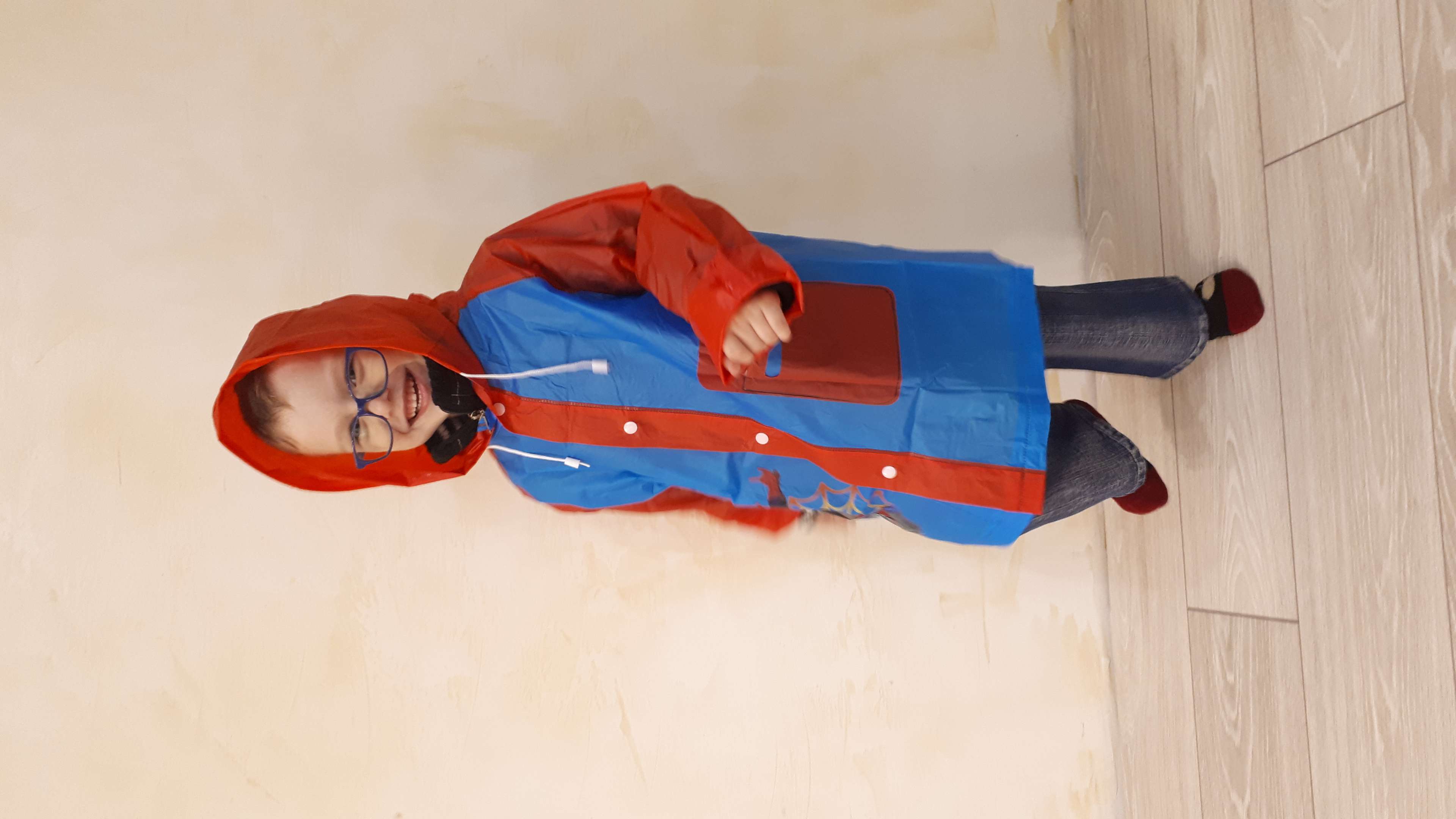 Фотография покупателя товара Дождевик детский, размер L, 110-120 см , Человек-паук - Фото 2