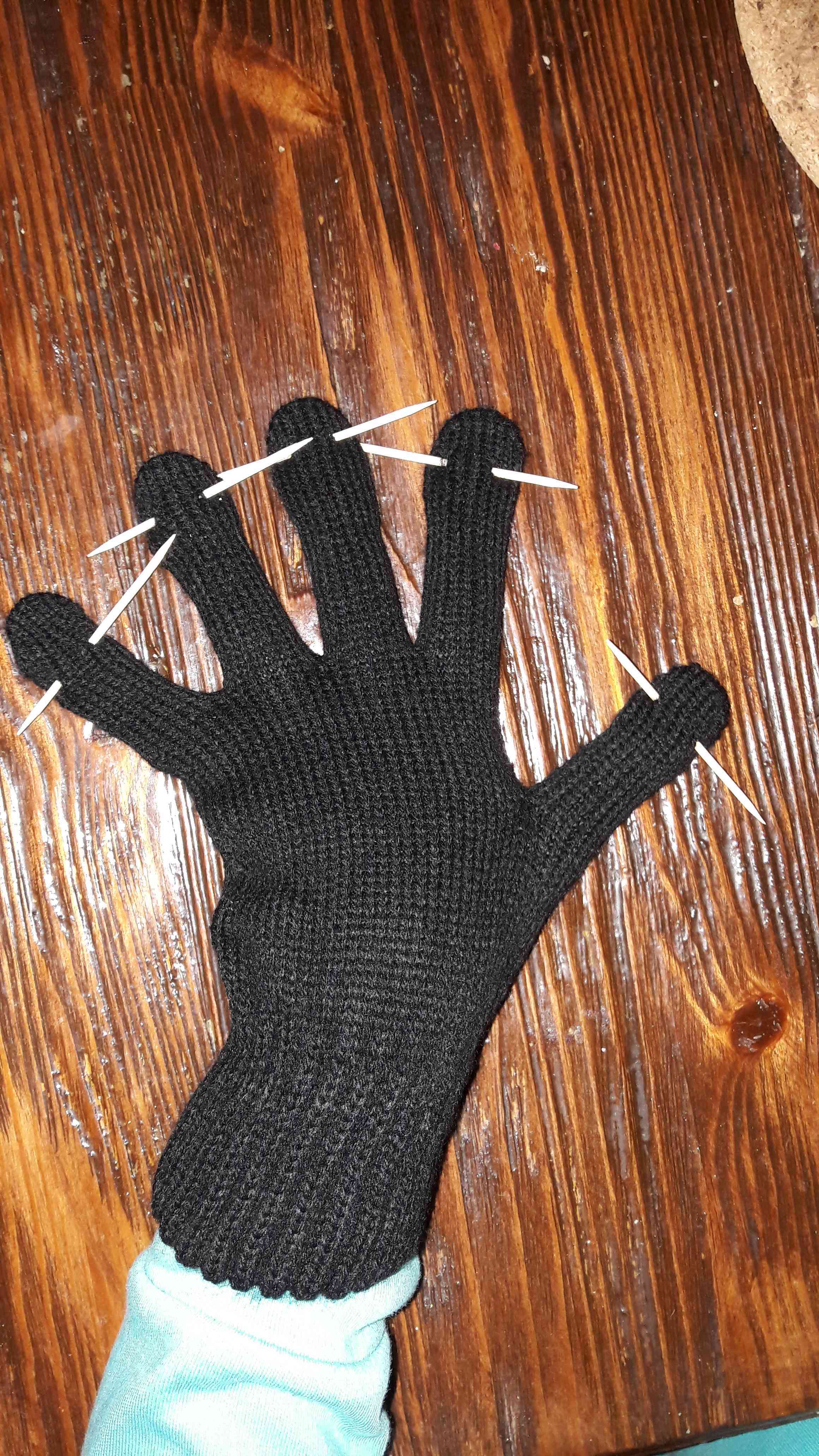Фотография покупателя товара Перчатки одинарные с митенкой для мальчика, размер 14, цвет чёрный/светло-серый меланж 4с255   20231 - Фото 2