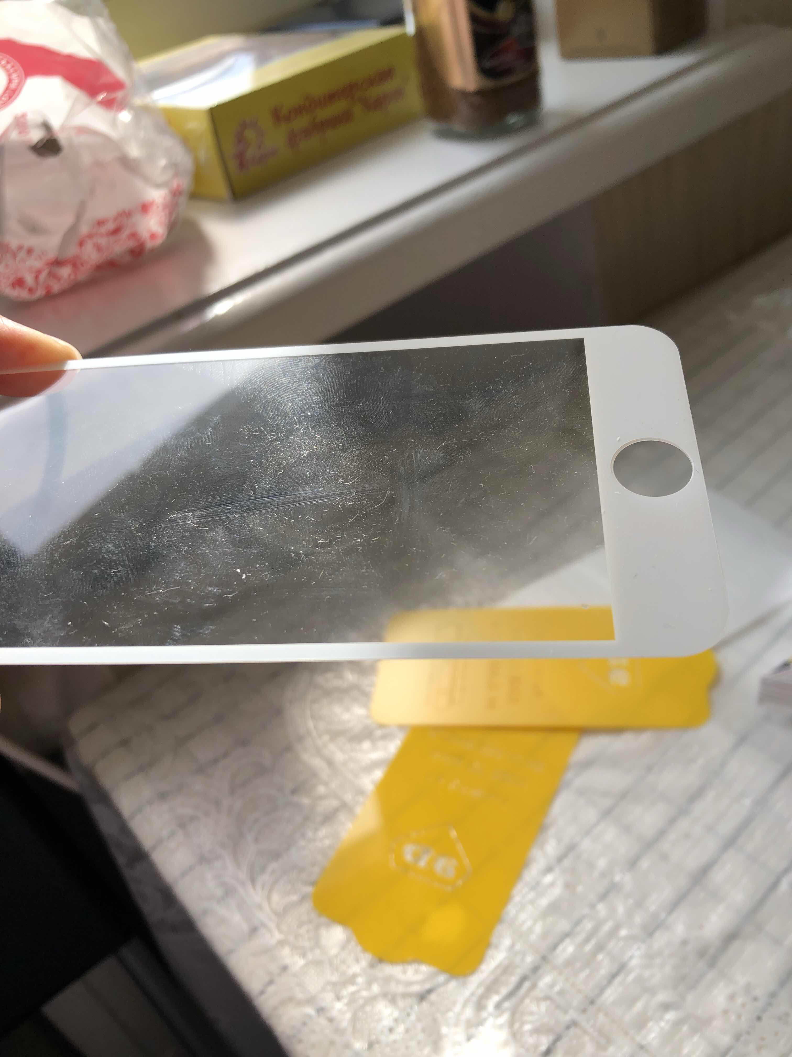 Фотография покупателя товара Защитное стекло 9D LuazON для iPhone 7/8/SE2020, полный клей, 0.33 мм, 9Н, белое - Фото 6