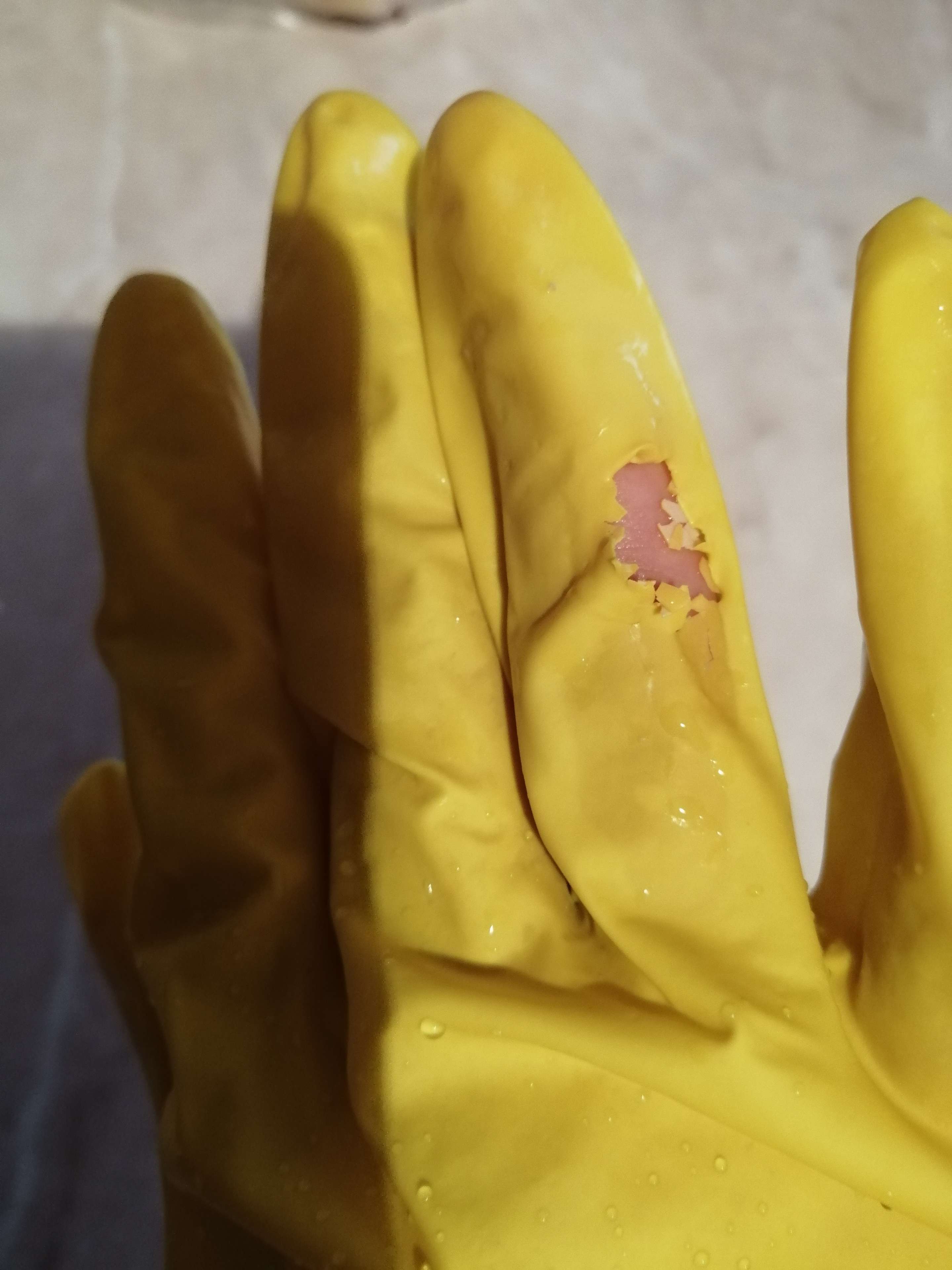 Фотография покупателя товара Перчатки хозяйственные резиновые Handwork, размер ХL, с внутренним х/б напылением, 40 гр, цвет жёлтый - Фото 2