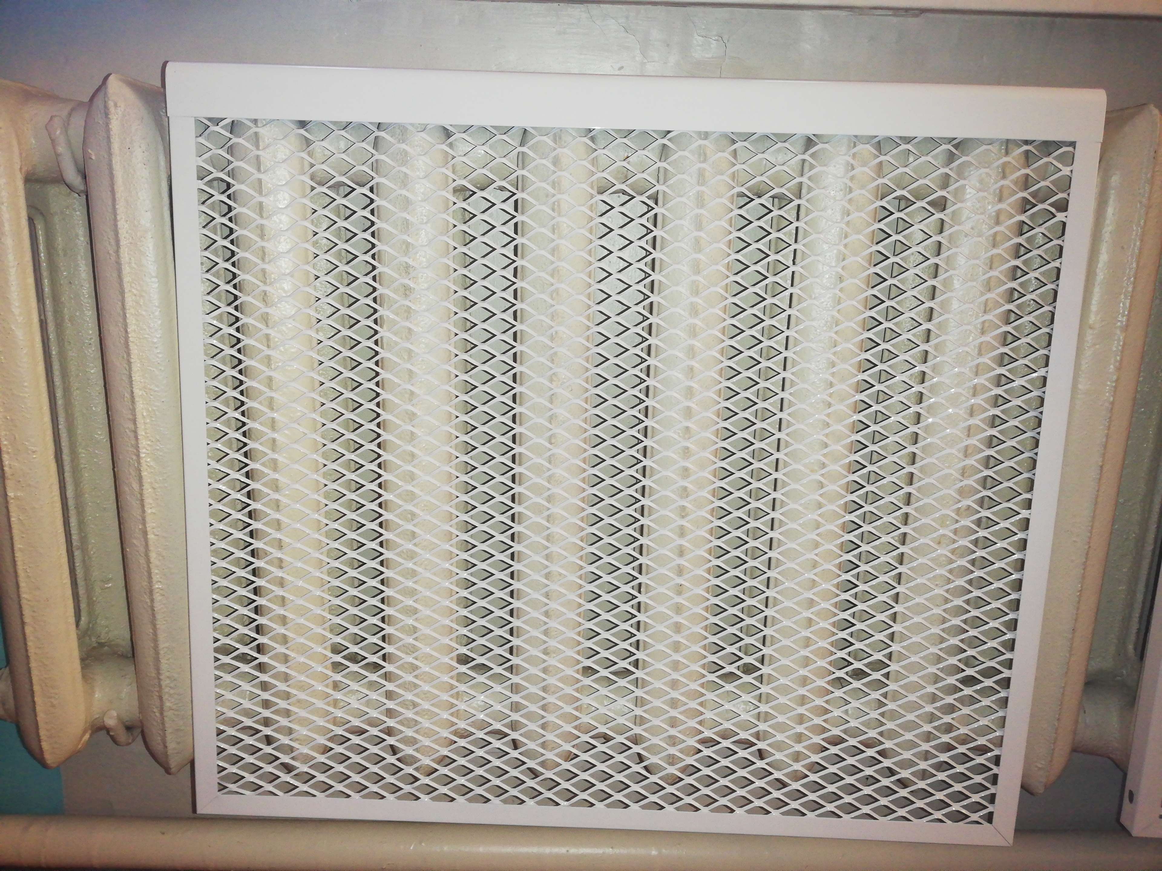 Фотография покупателя товара Экран на чугунный радиатор, 690 х 610 х 142 мм, 7 секций, металлический, белый - Фото 2