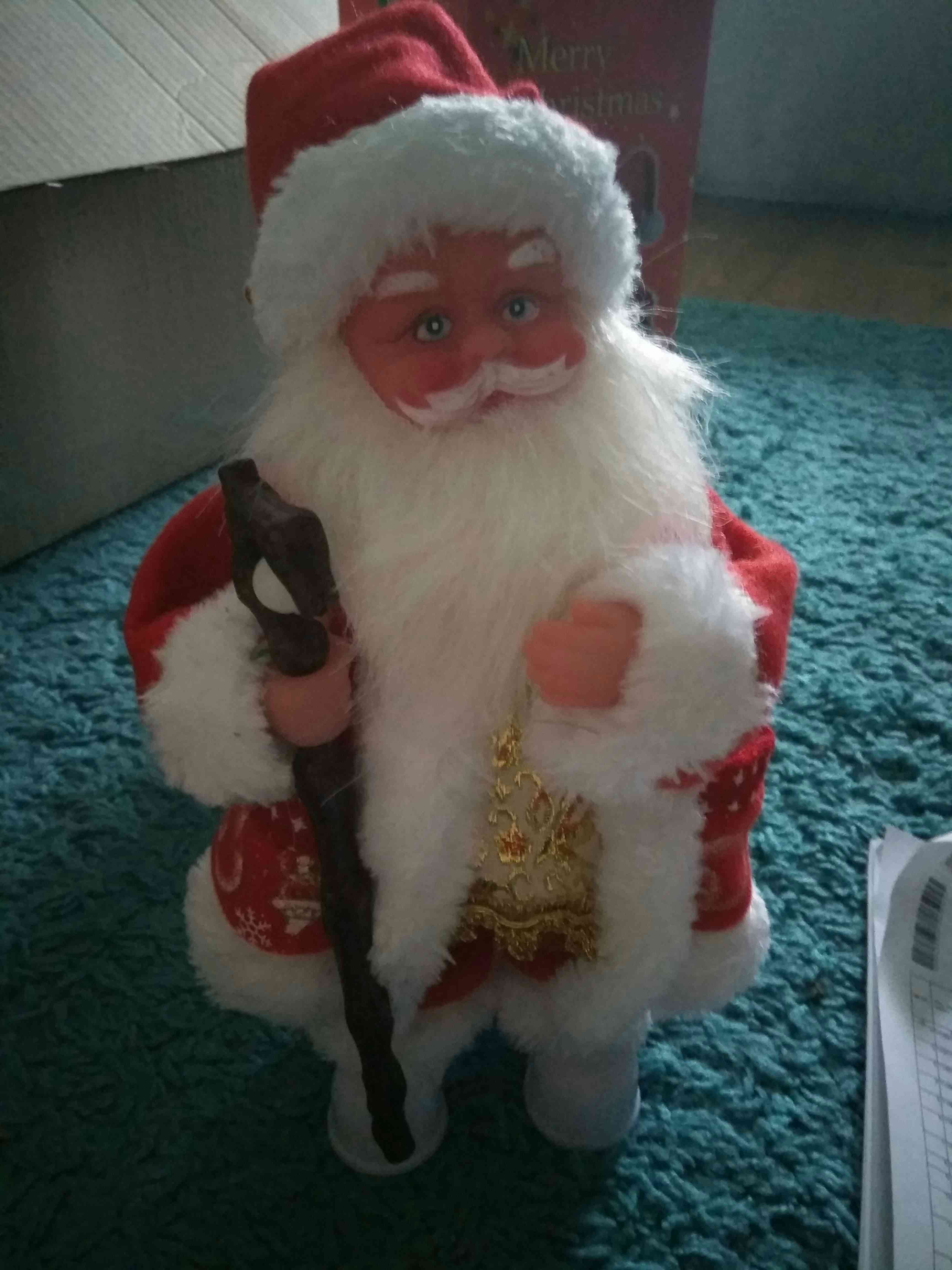 Фотография покупателя товара Дед Мороз, в шубке, белый кант, английская мелодия - Фото 3
