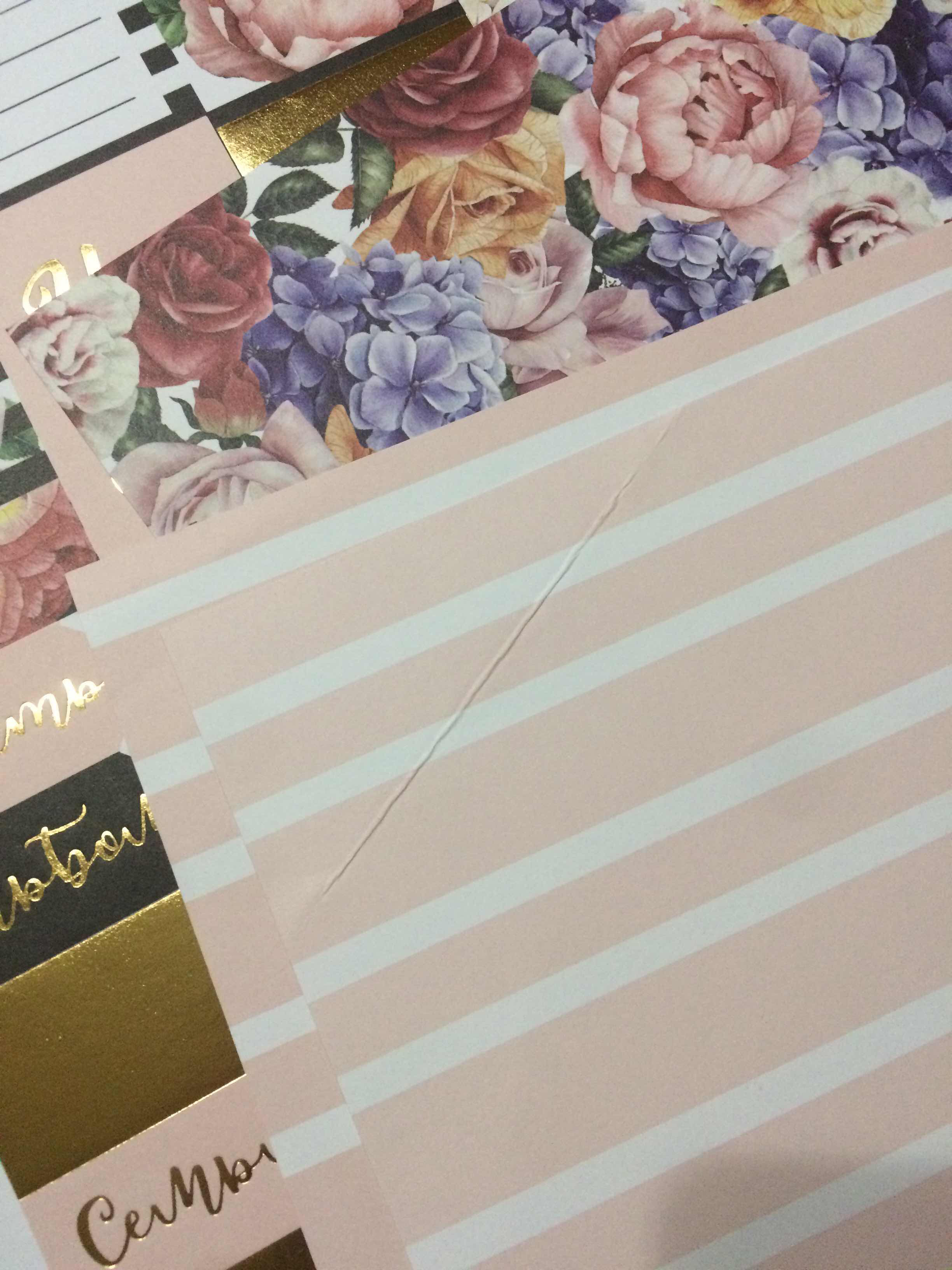 Фотография покупателя товара Набор бумаги для скрапбукинга с фольгированием My love, 12 листов 30.5 × 30.5 см