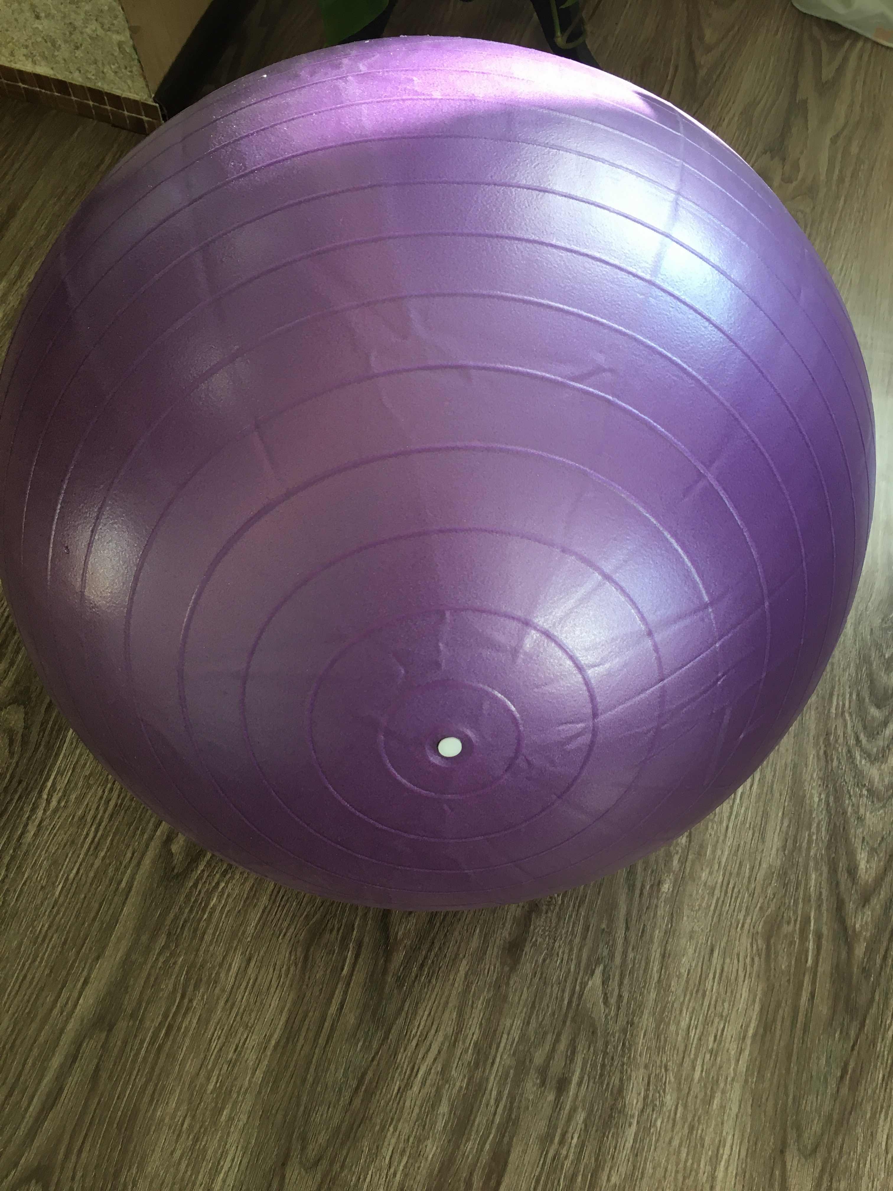 Фотография покупателя товара Фитбол ONLYTOP, d=85 см, 1400 г, антивзрыв, цвет фиолетовый