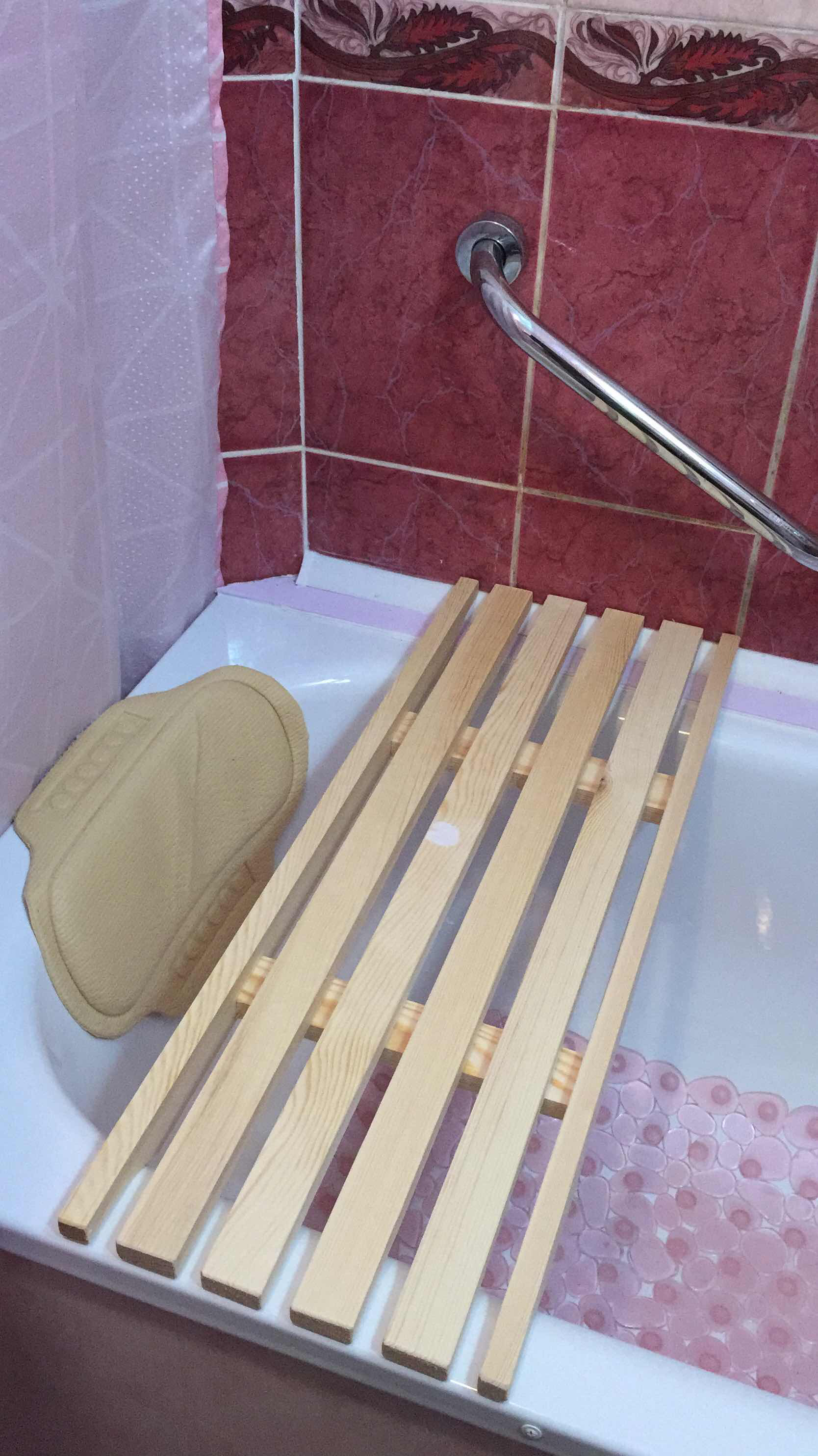 Фотография покупателя товара Подушка для ванны с присосками «Спа», 25×37 см, цвет МИКС
