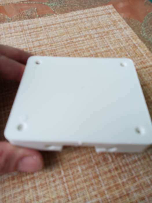 Фотография покупателя товара Настенный держатель для телефона, 10×8,7×2,8 см, цвет белый - Фото 9