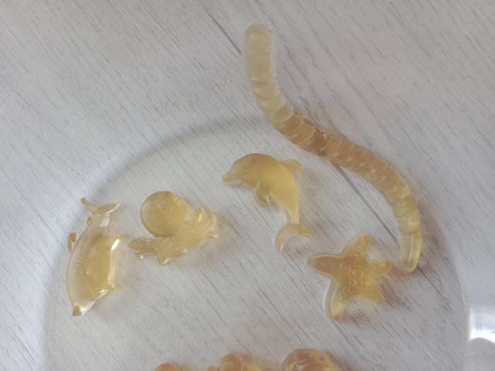 Фотография покупателя товара Форма для мармелада Доляна «Морские сладости», силикон, 22.3×17.2 см, 32 ячейки (2.7×2 см), цвет голубой - Фото 2