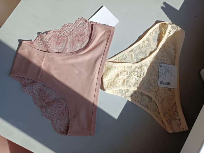 Фотография покупателя товара Трусы женские слипы, цвет МИКС, размер 42 - Фото 1