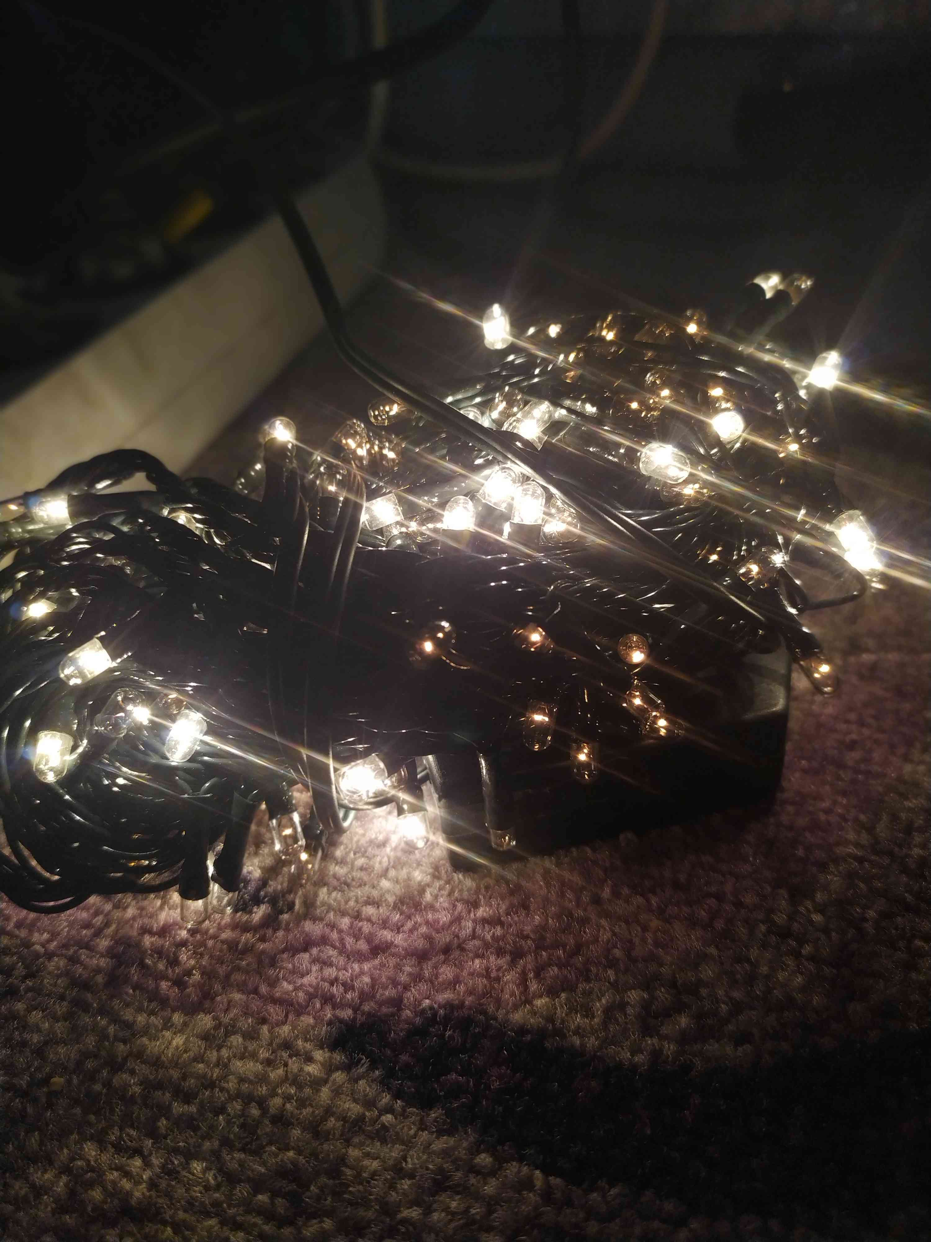 Фотография покупателя товара Гирлянда «Нить» 7 м, IP20, тёмная нить, 180 ламп, свечение тёплое белое, 8 режимов, 220 В