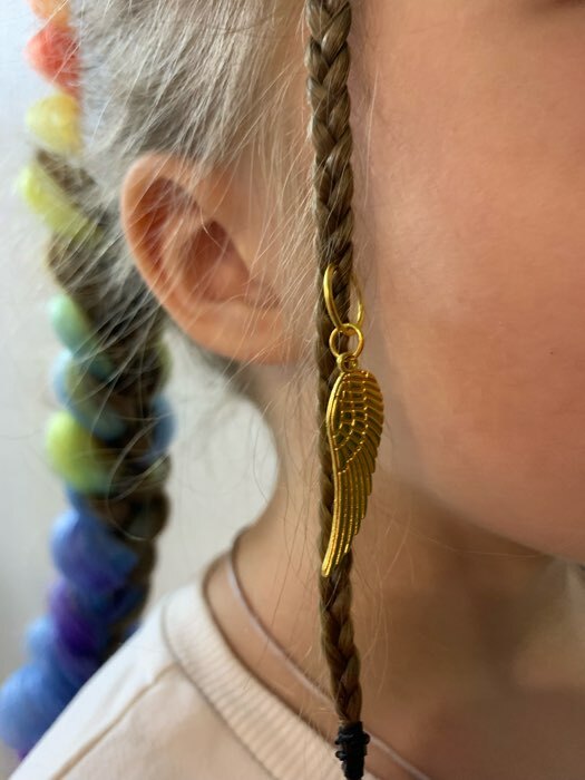 Фотография покупателя товара Пирсинг для волос «Крылья», 4,1 × 1 см, 10 шт, цвет золотистый - Фото 2