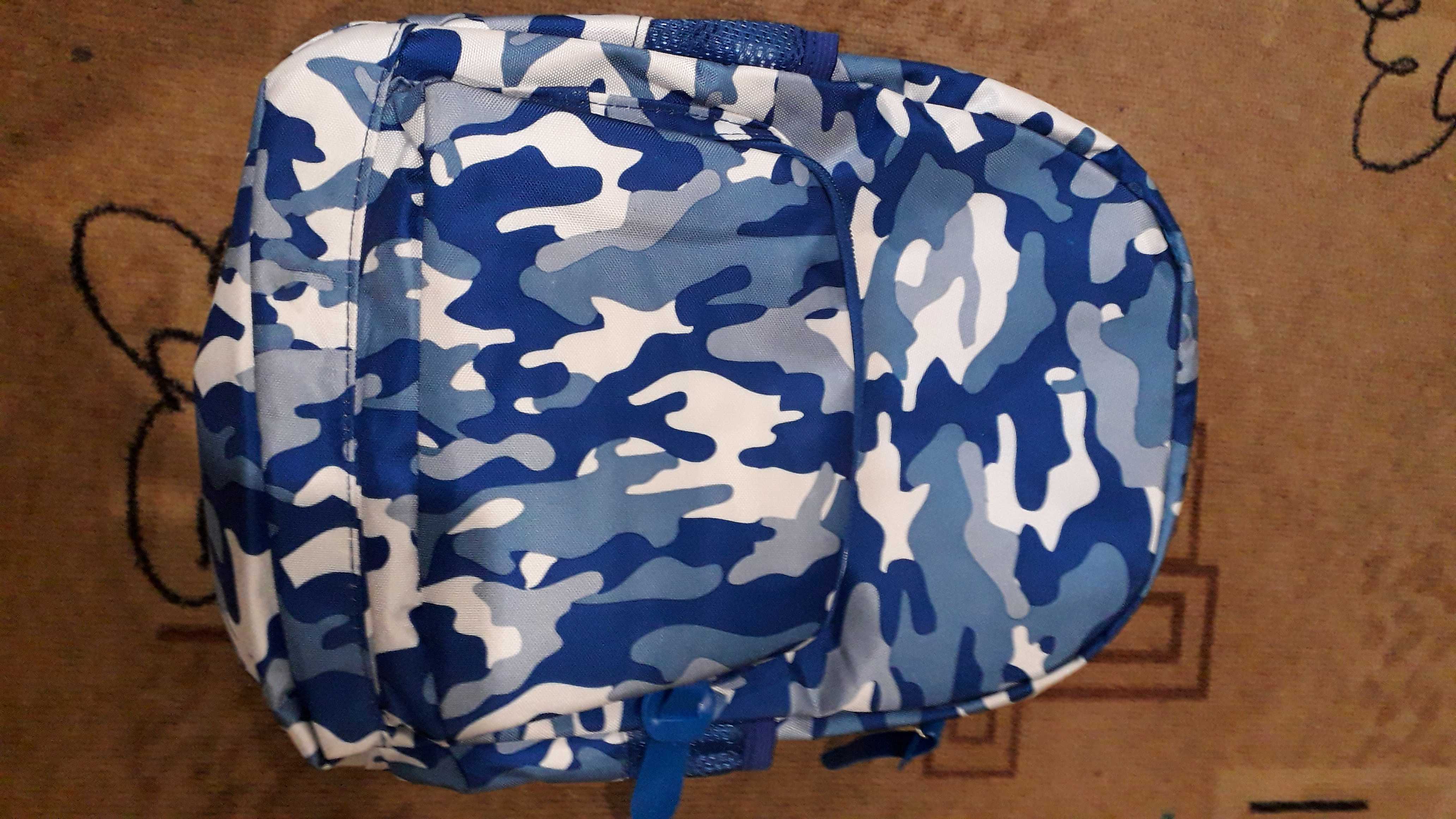 Фотография покупателя товара Рюкзак детский , отдел на молнии, наружный карман, 2 боковые сетки, дышащая спинка, цвет синий - Фото 3