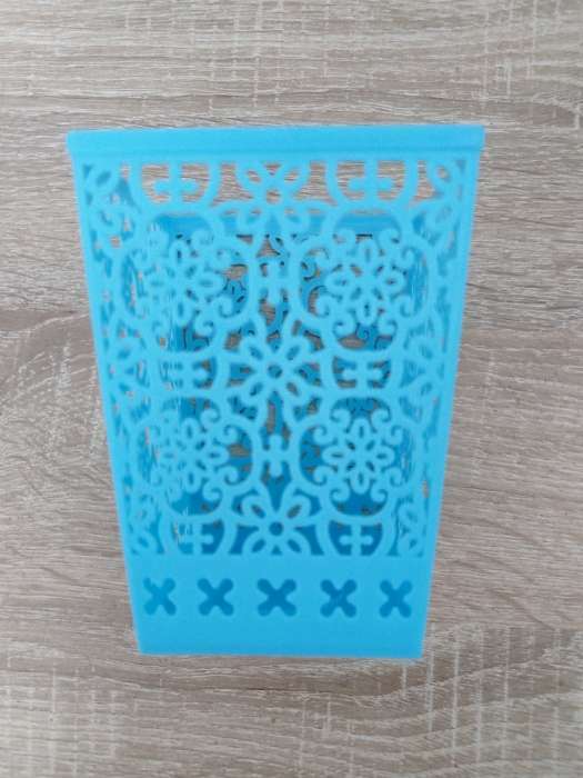 Фотография покупателя товара Корзина пластиковая для хранения «Арабеска», 9×9×12 см, цвет МИКС