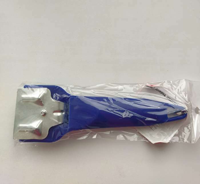 Фотография покупателя товара Скребок для стеклокерамики Доляна «Базис», 16 см, цвет МИКС