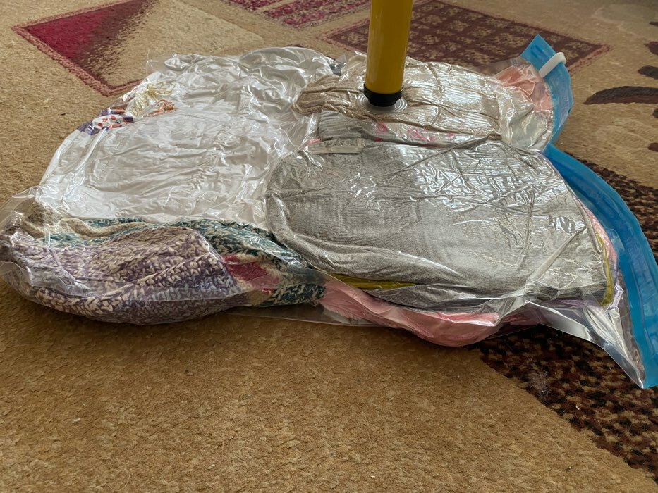 Фотография покупателя товара Вакуумный пакет для хранения вещей Доляна, 50×60 см, прозрачный - Фото 3