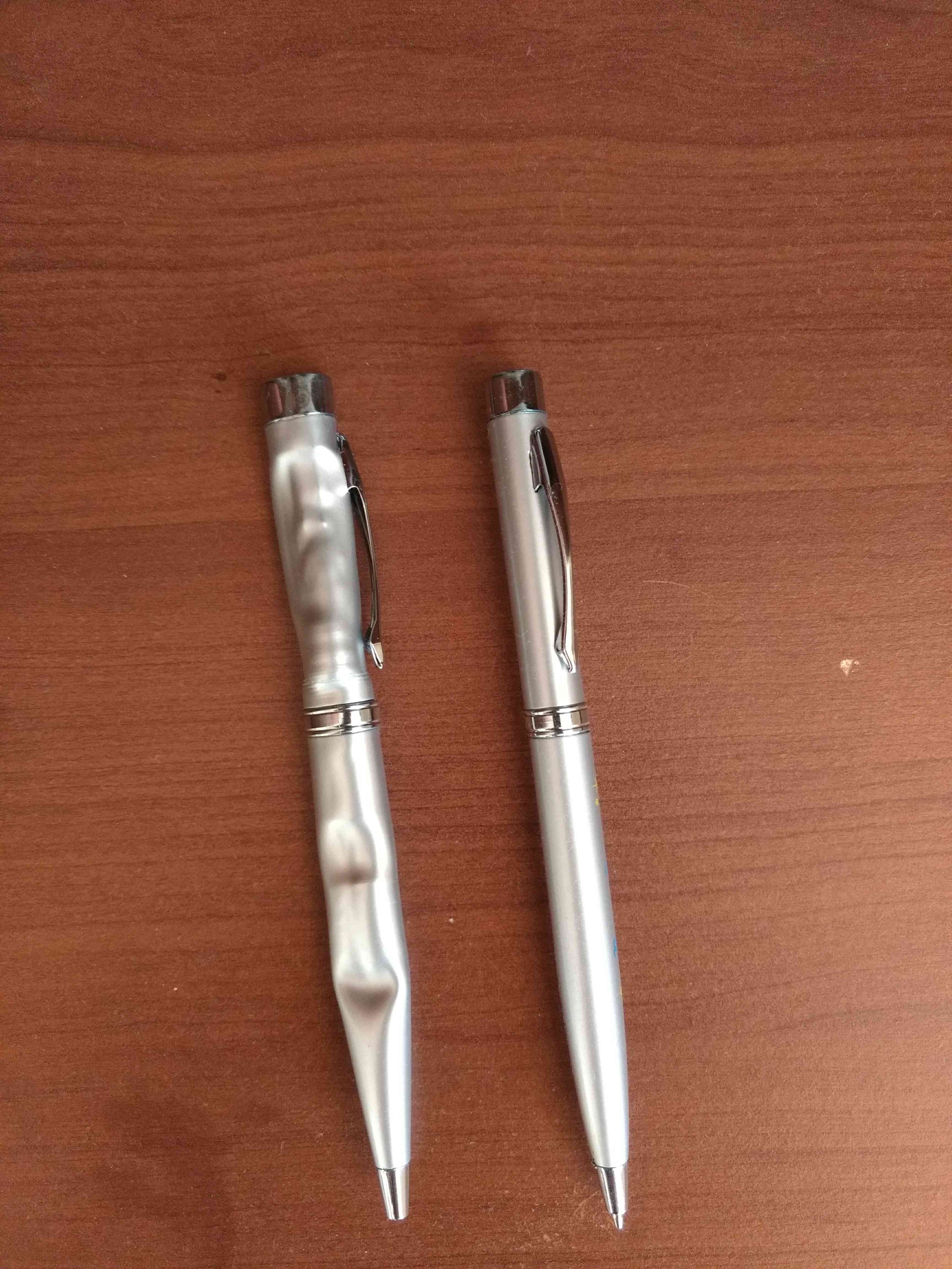 Фотография покупателя товара Ручка лазер «Ручка оптимиста», с фонариком, в коробке - Фото 4