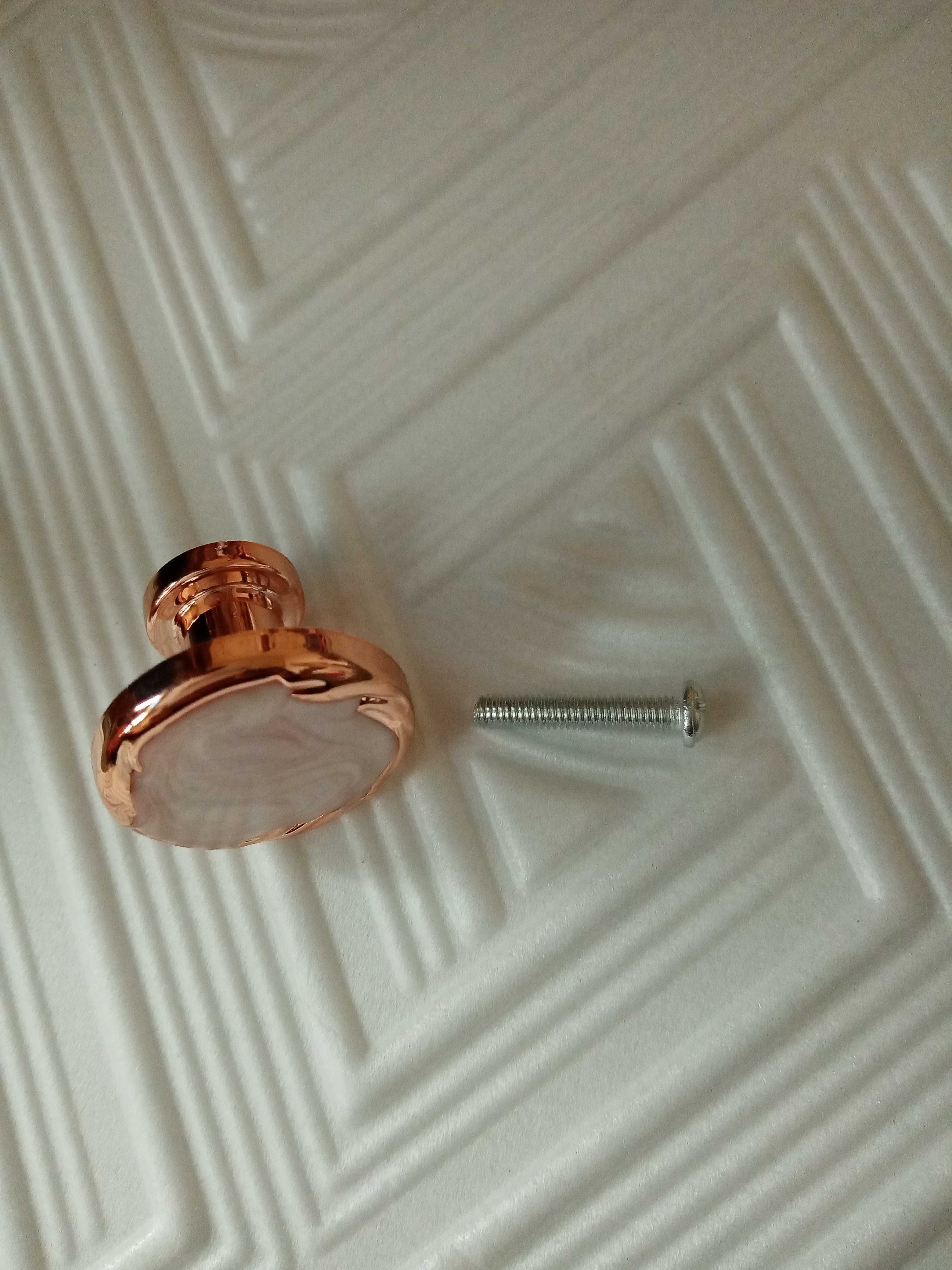 Фотография покупателя товара Ручка-кнопка ТУНДРА РК018GP, цвет золото - Фото 3