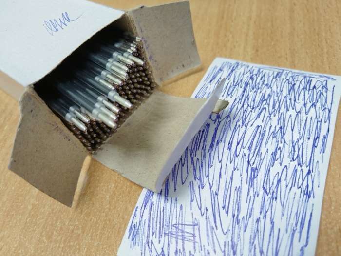 Фотография покупателя товара Стержень шариковый 0,7 мм, на маслянной основе, 142 мм, чернила синие