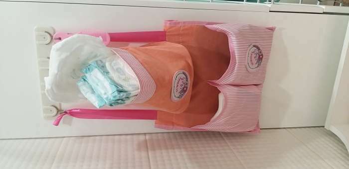Фотография покупателя товара Органайзер для хранения вещей на детскую кроватку 2 отделенияи настольная корзинка «Лучшая в мире малышка» - Фото 2