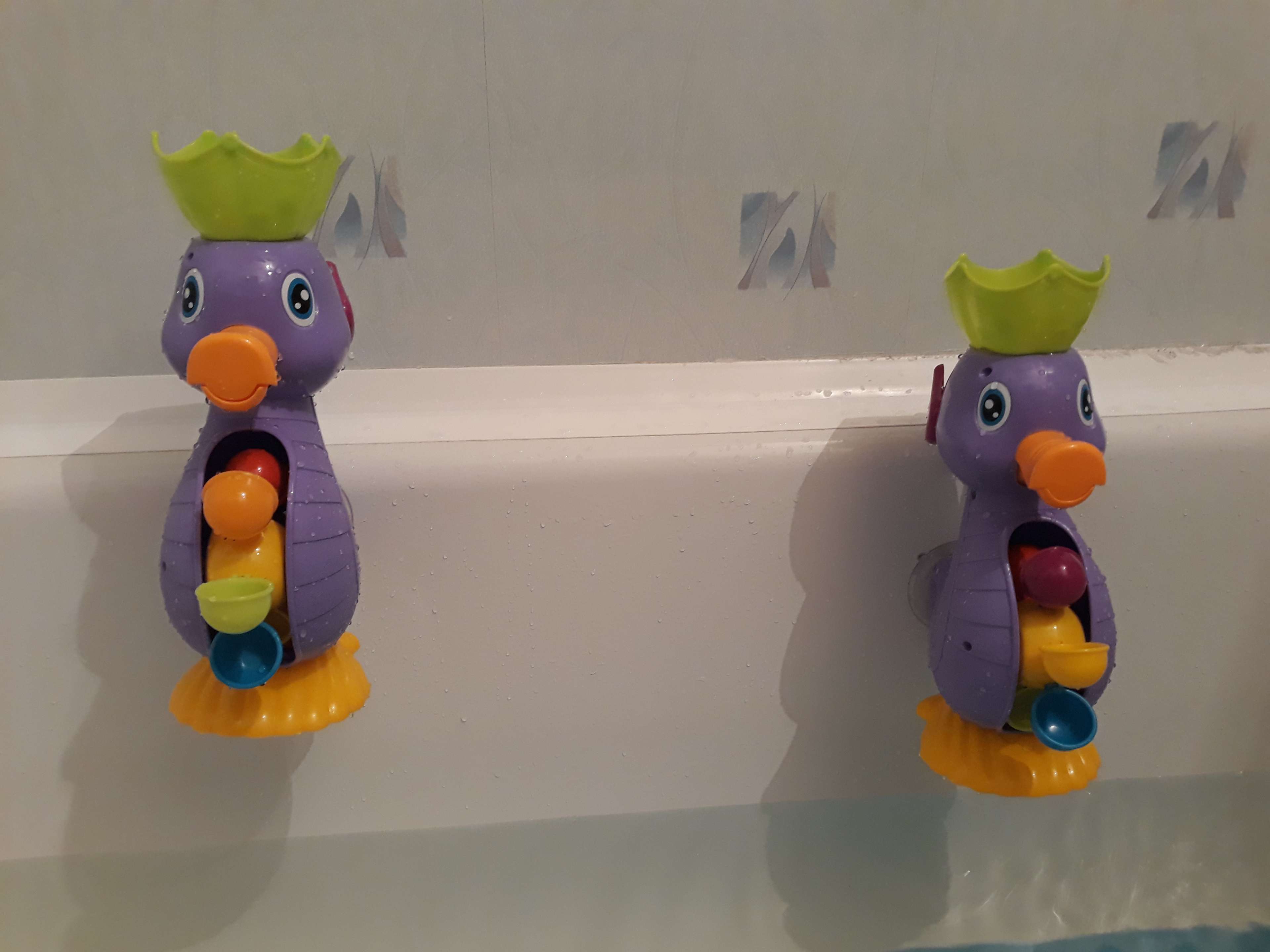 Фотография покупателя товара Набор игрушек для ванны «Мельница. Морской конёк», на присоске - Фото 1