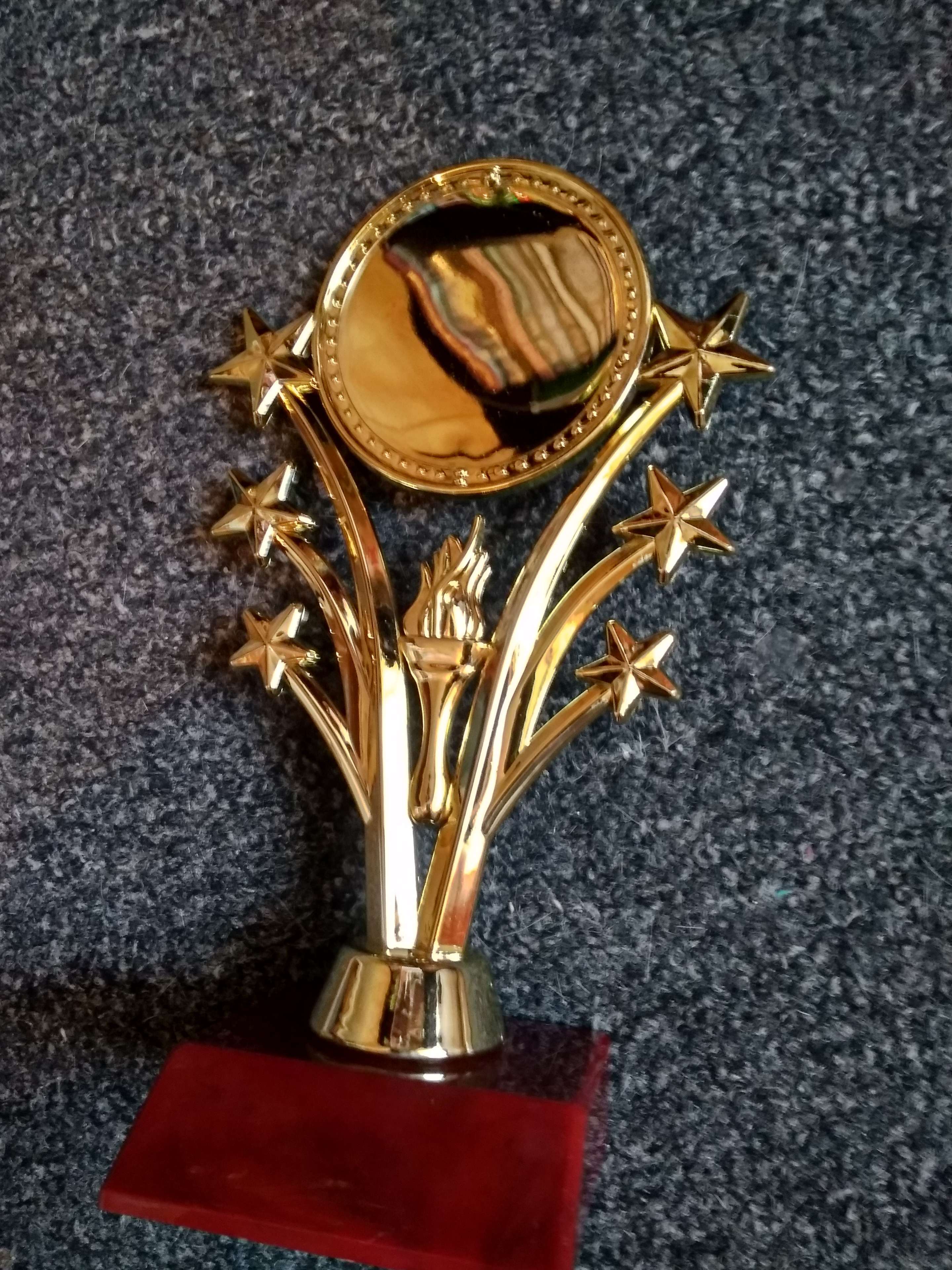 Фотография покупателя товара Наградная фигура под нанесение «Факел», подставка пластик красная, 10 х 6 х 17,5 см - Фото 1