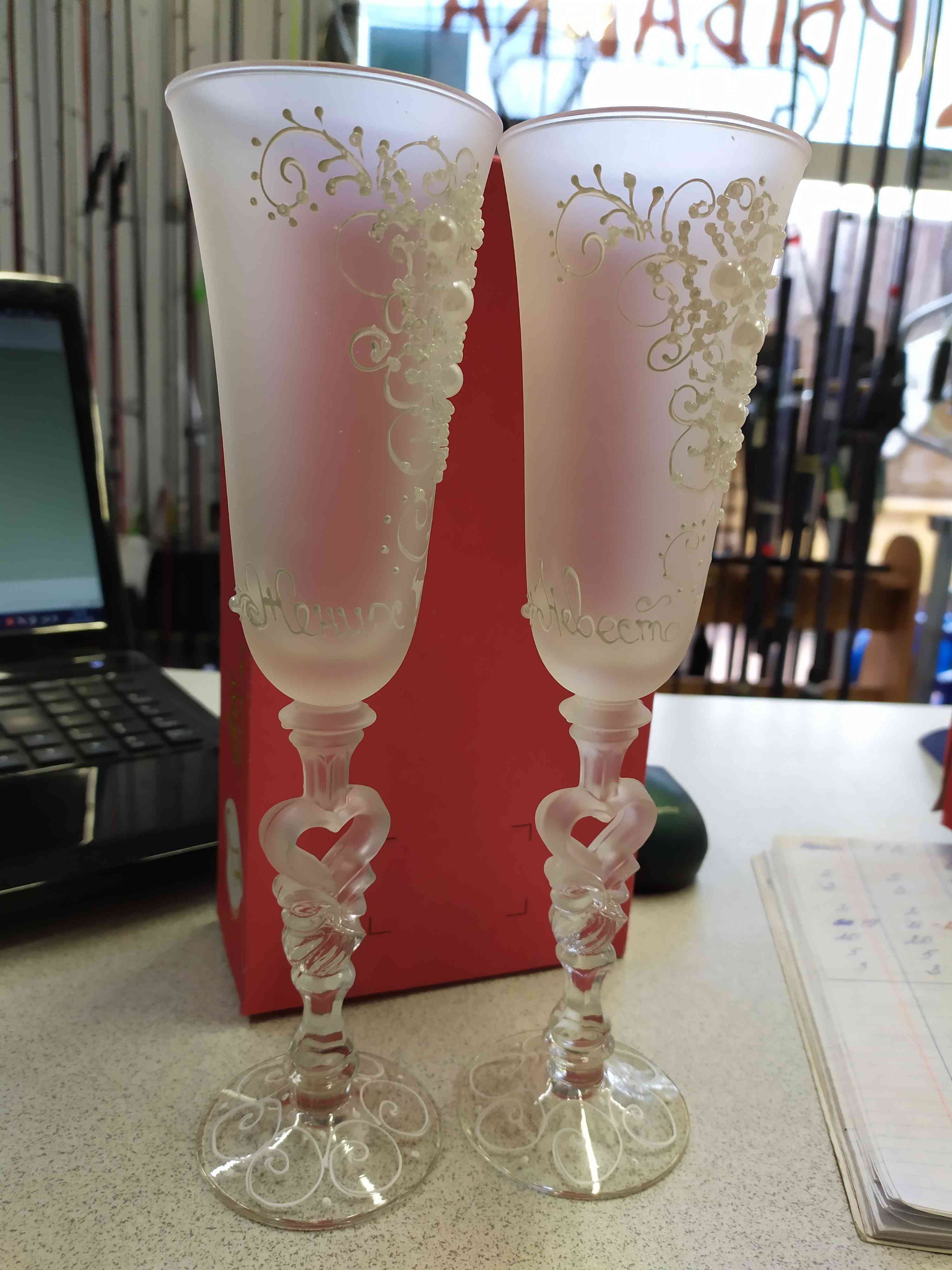 Фотография покупателя товара Набор свадебных бокалов «Жених и невеста», с жемчугом