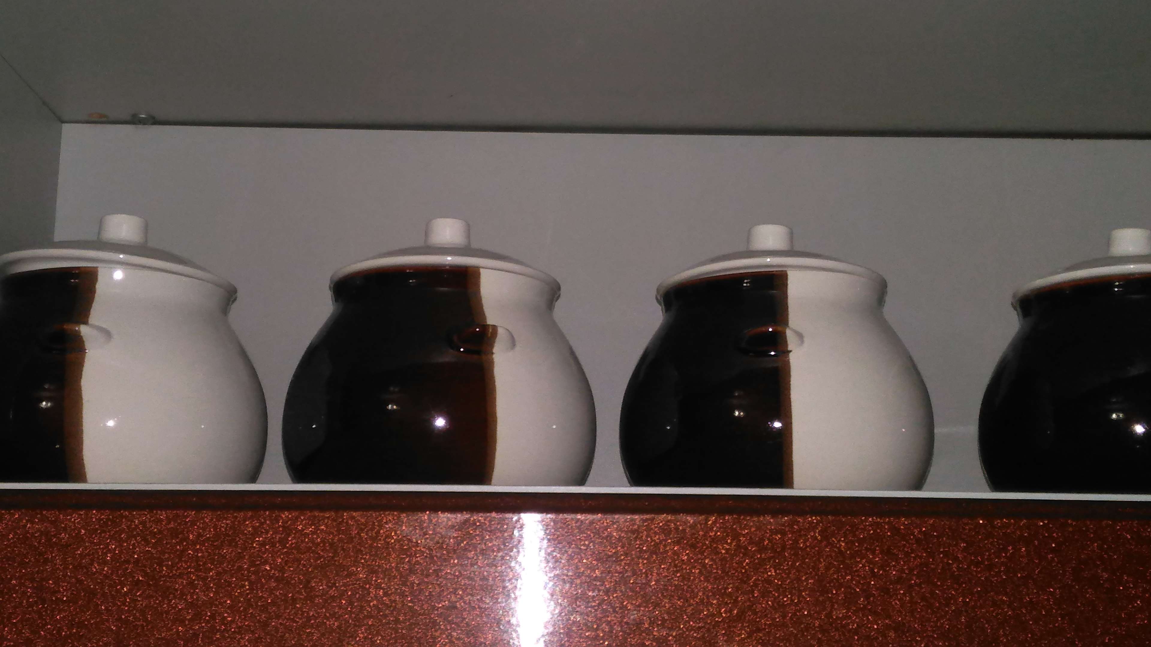 Фотография покупателя товара Горшок для запекания с крышкой "Капля", бело-коричневый, 0.6 л - Фото 3