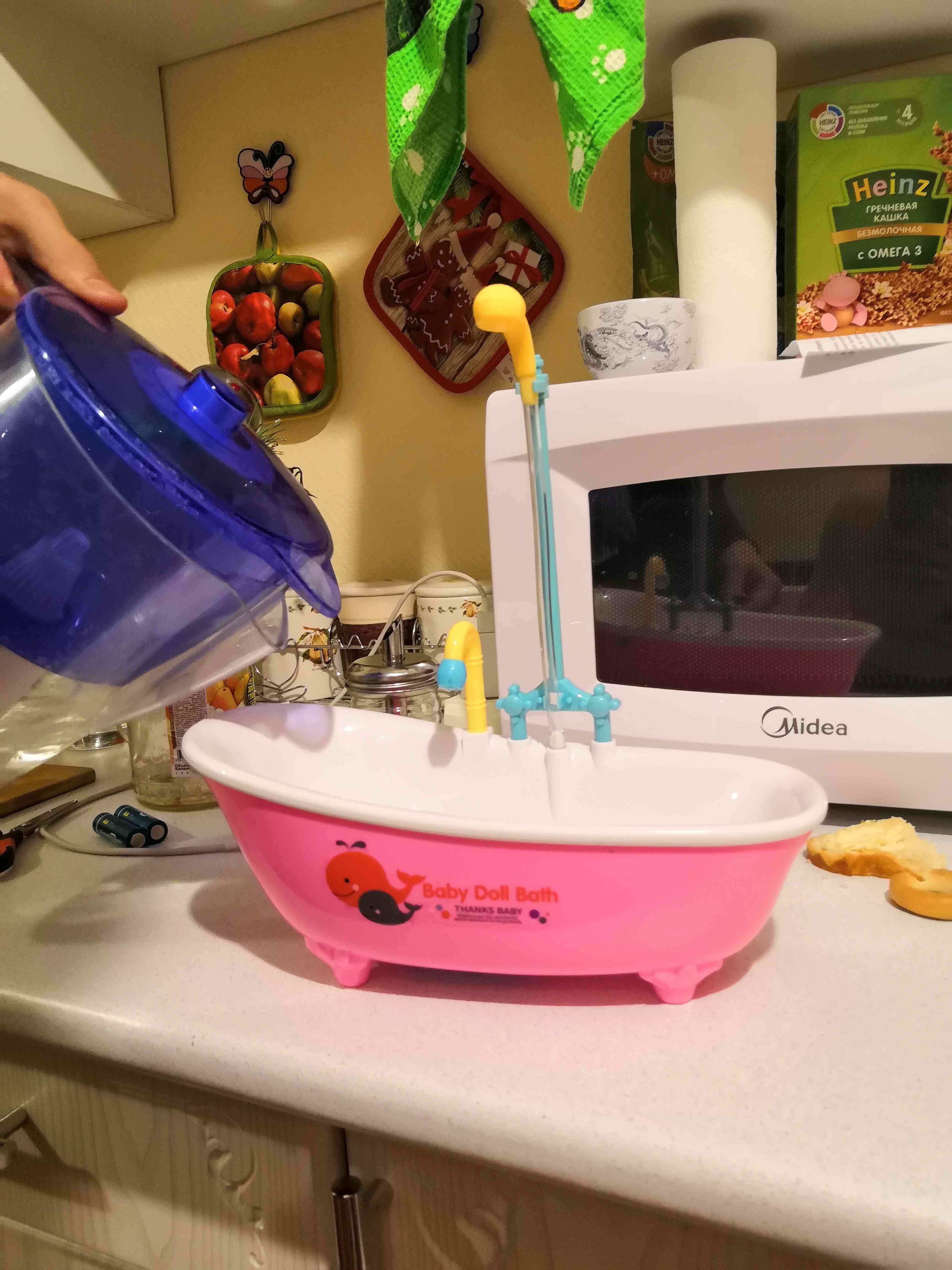 Фотография покупателя товара Игрушка «Ванна для кукол», с функциональным душем, цвета МИКС - Фото 1