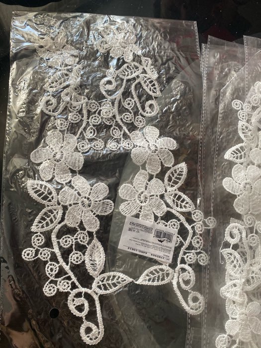 Фотография покупателя товара Аппликации пришивные «Лейсы», 35,5 × 8,5 см, пара, цвет белый - Фото 1