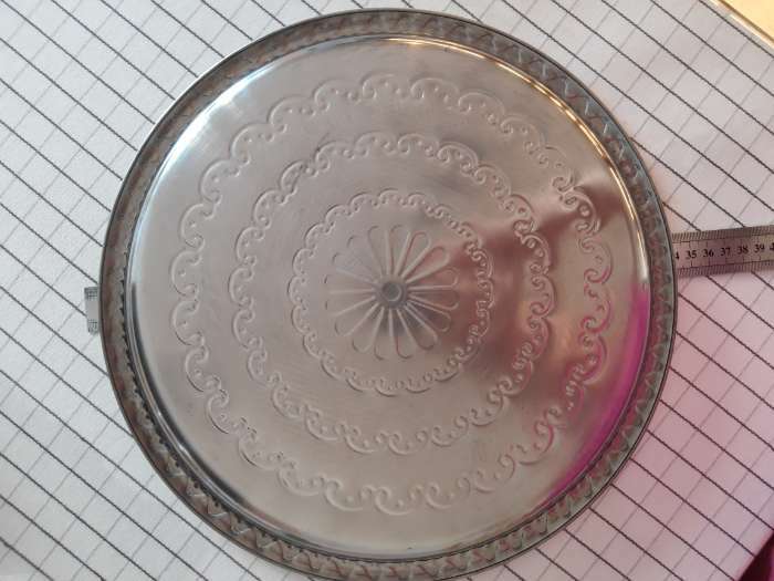 Фотография покупателя товара Поднос из нержавеющей стали круглый «Смеяна», d=33 см, цвет серебряный