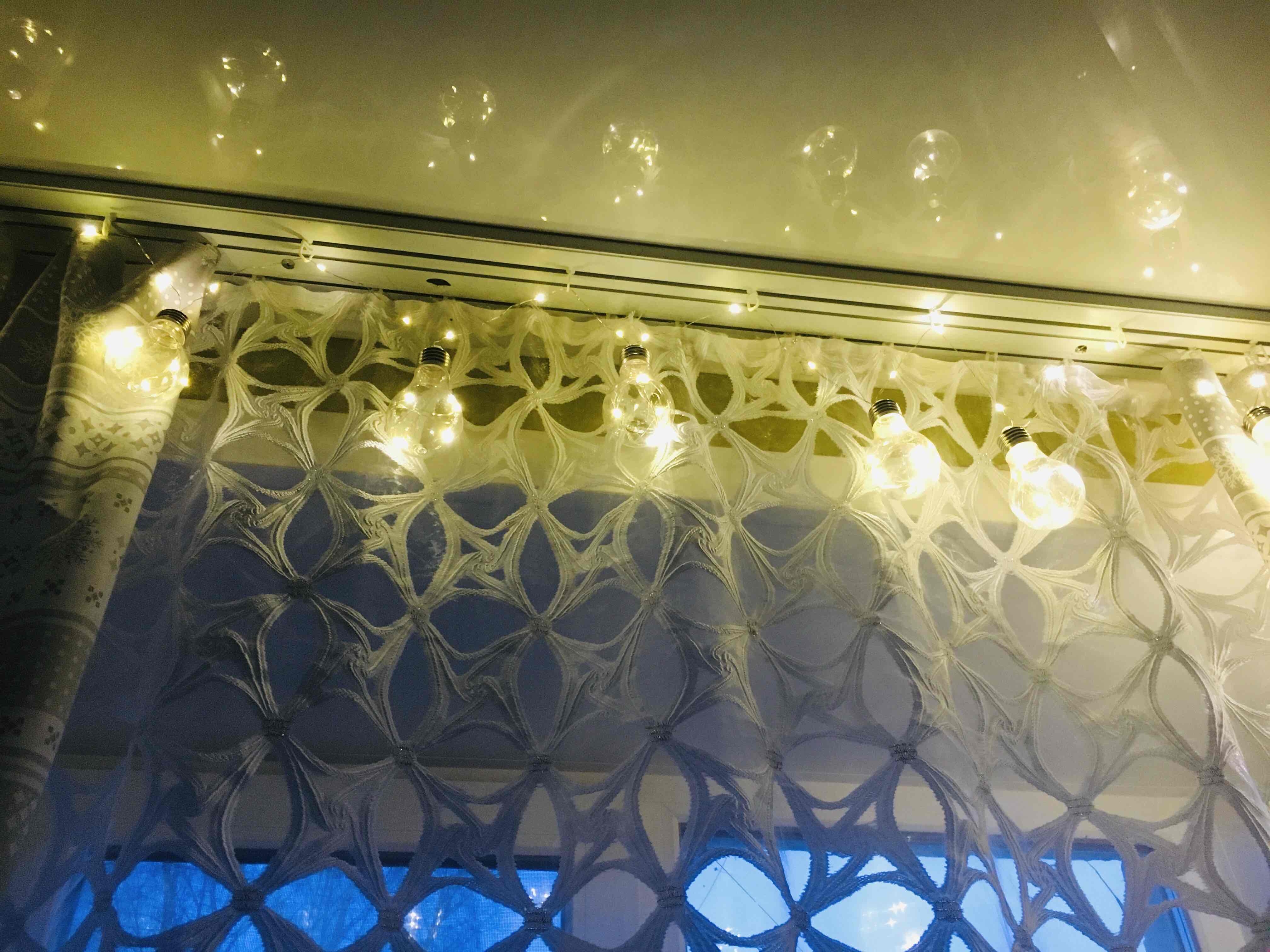 Фотография покупателя товара Гирлянда «Нить» 3 м роса с насадками «Лампочки объёмные», IP20, серебристая нить, 100 LED, свечение синее, 3.5 В - Фото 8