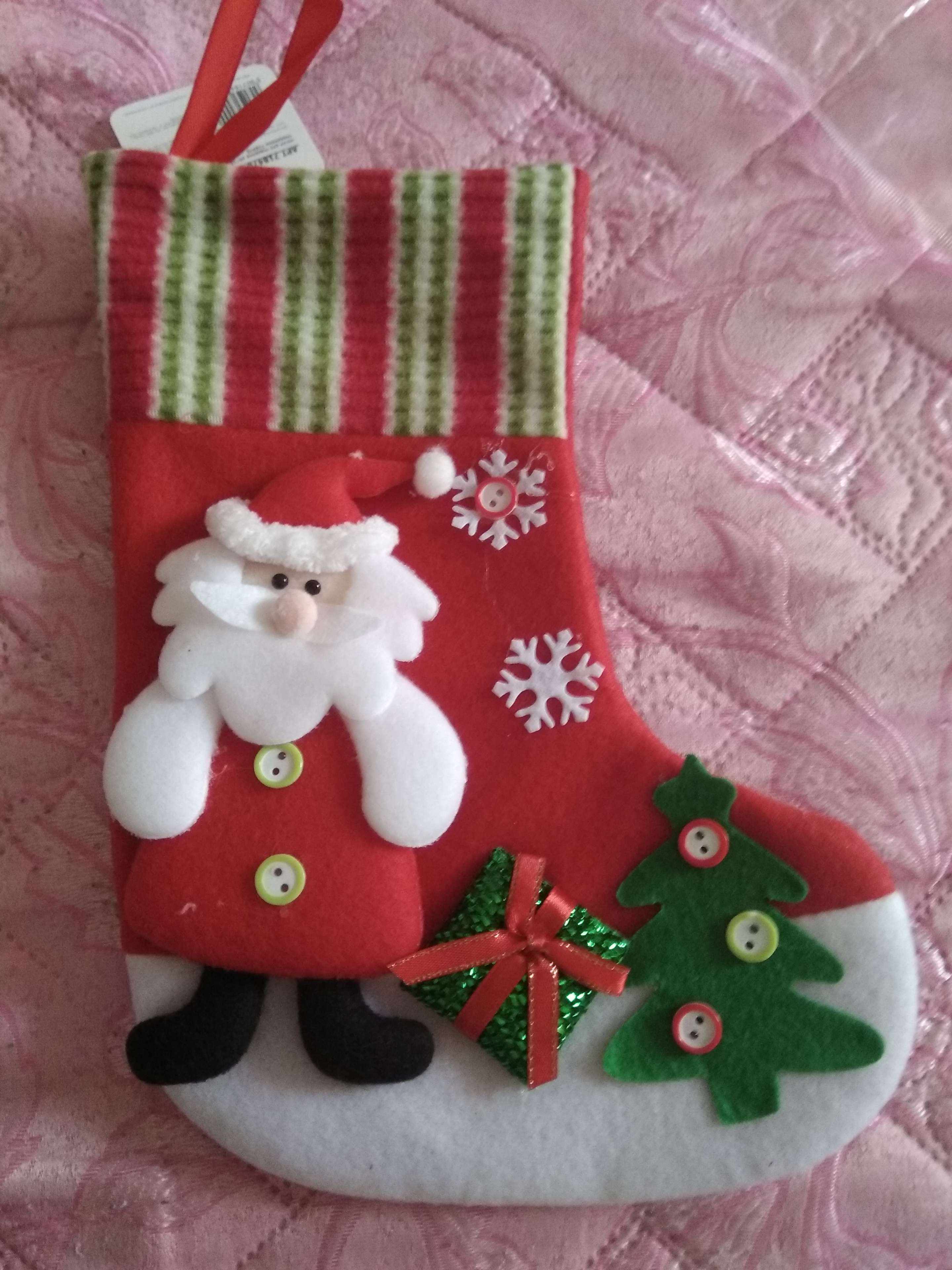 Фотография покупателя товара Носок для подарков "Дед Мороз с оленем" 26х18 см. бело-красный - Фото 4