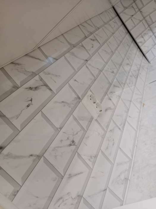 Фотография покупателя товара Кухонный фартук на стену «Плитка мрамор», 3000×600 мм, цвет белый - Фото 4