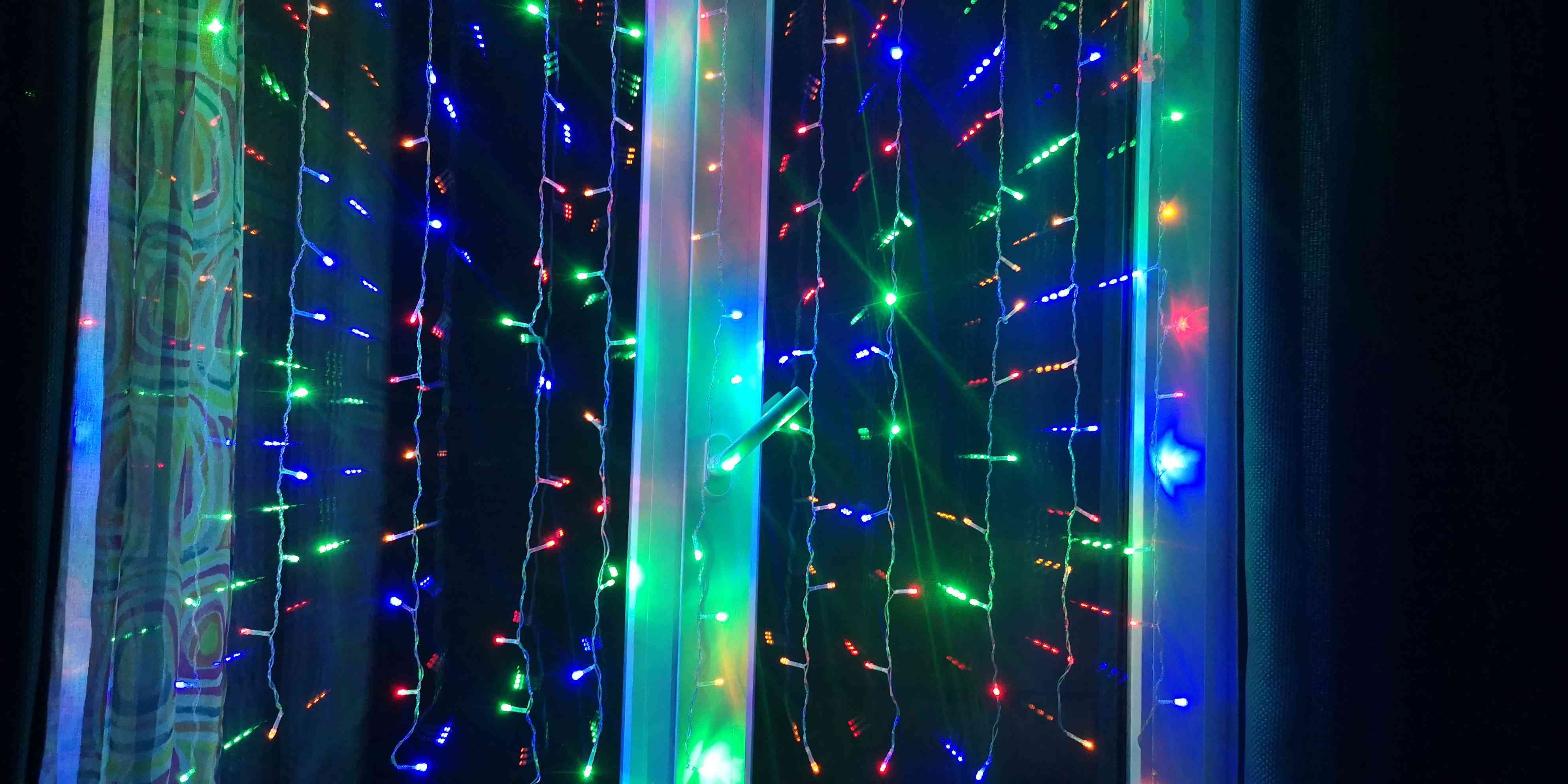 Фотография покупателя товара Гирлянда «Занавес» 1.5 × 1 м, IP20, прозрачная нить, 180 LED, свечение зелёное, 8 режимов, 220 В - Фото 95