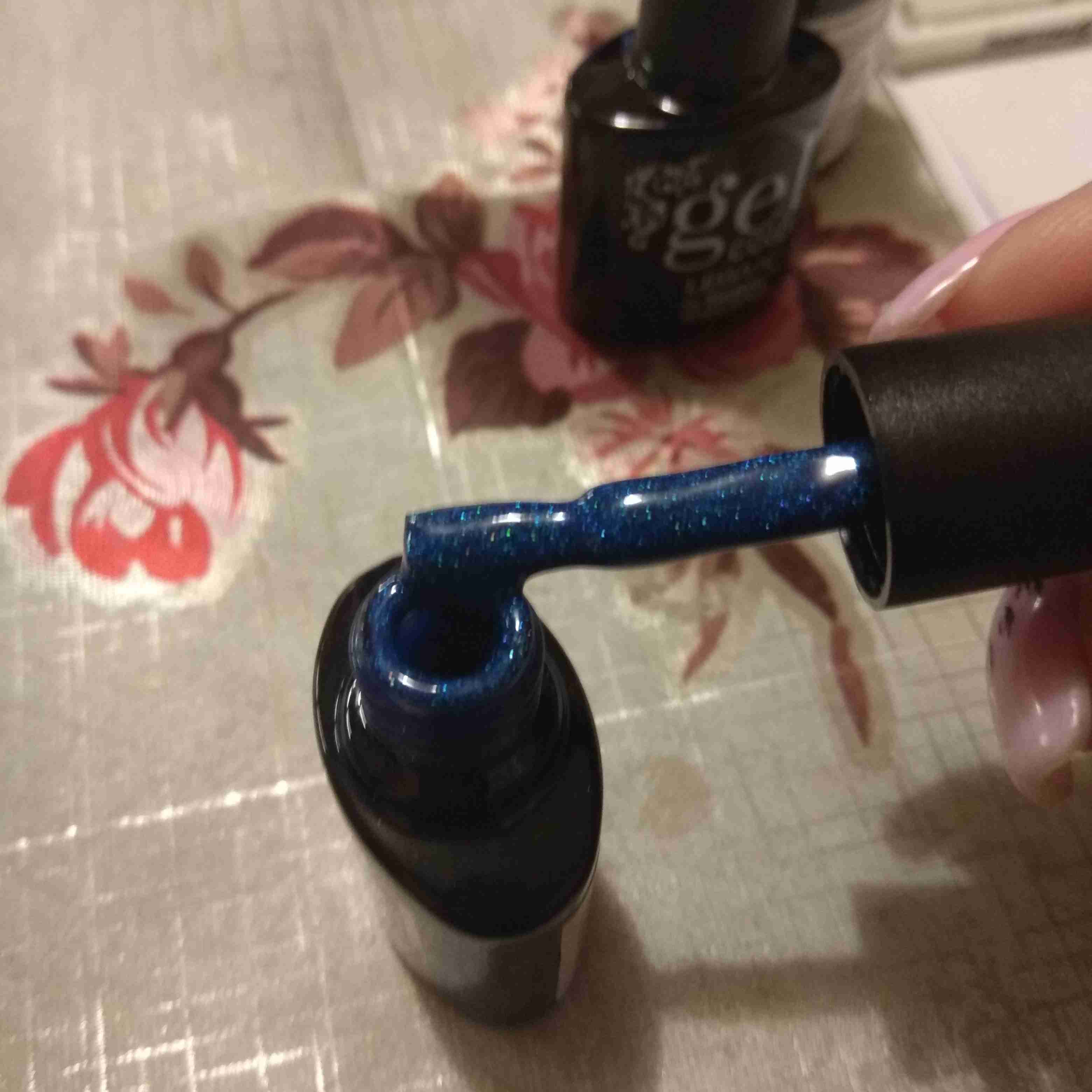 Фотография покупателя товара Гель-лак для ногтей, 5284-441, трёхфазный, LED/UV, 10мл, цвет 5284-441 небесно-синий блёстки