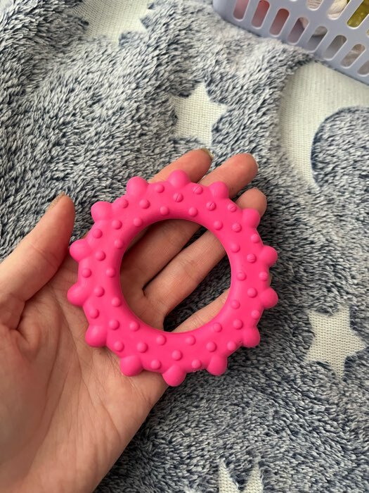 Фотография покупателя товара Игрушка жевательная "Кольцо с шипами", TPR, 8,5 см, розовая - Фото 1