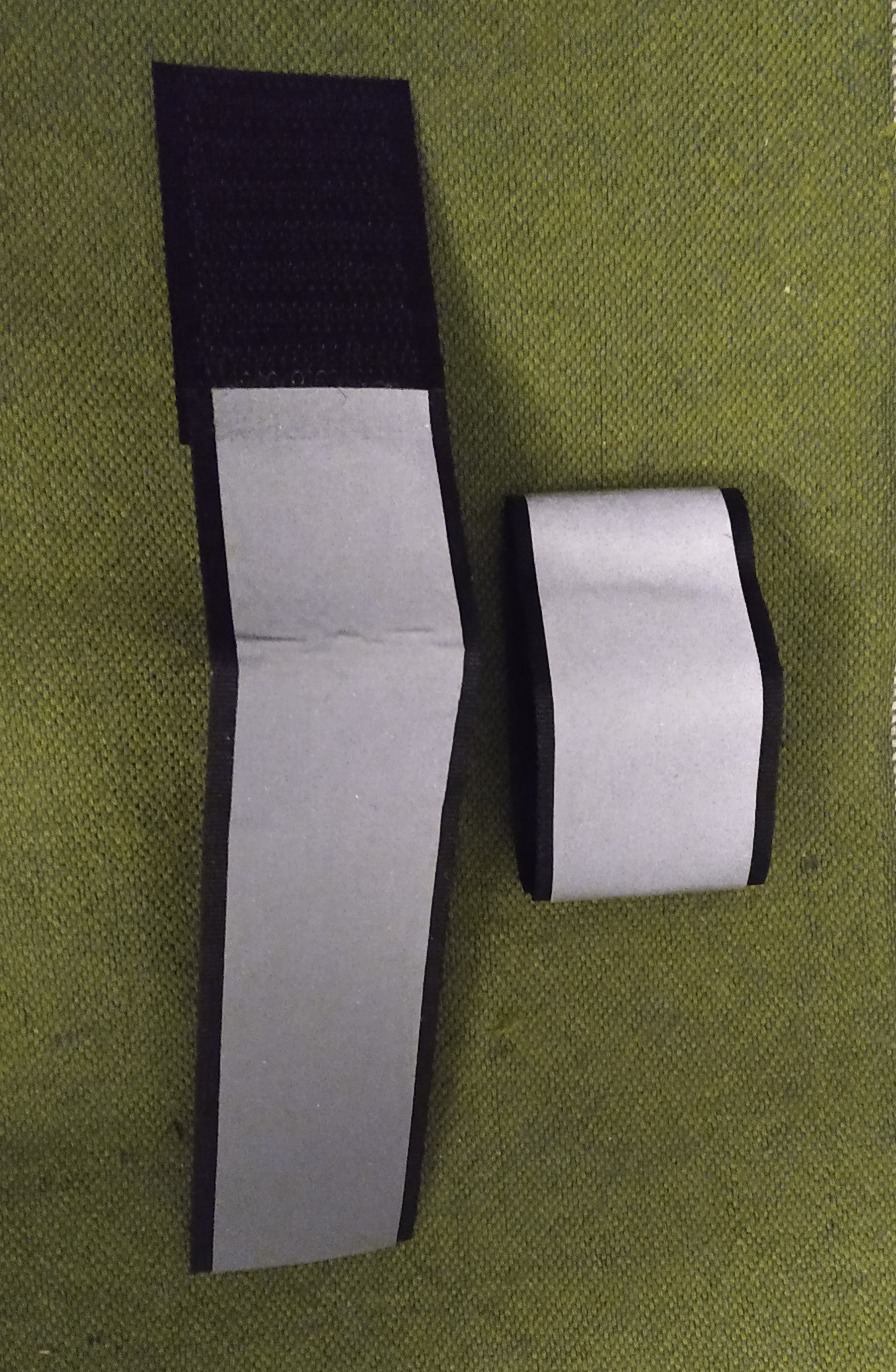 Фотография покупателя товара Съёмные световые ремешки на липучке, 2 шт, цвет чёрный - Фото 2