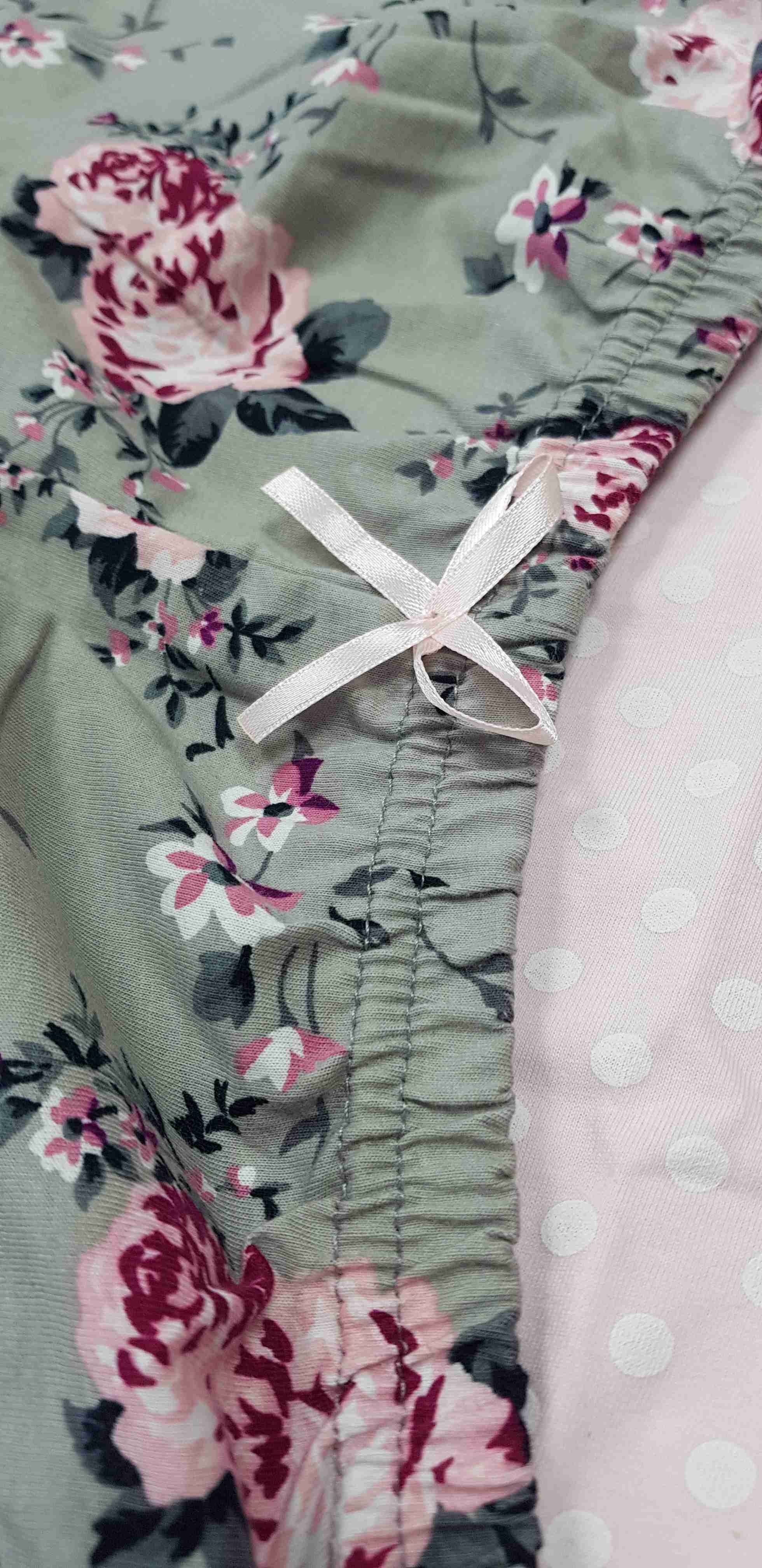 Фотография покупателя товара Пижама женская (майка, шорты), цвет розовый МИКС/серый, размер 46 - Фото 2