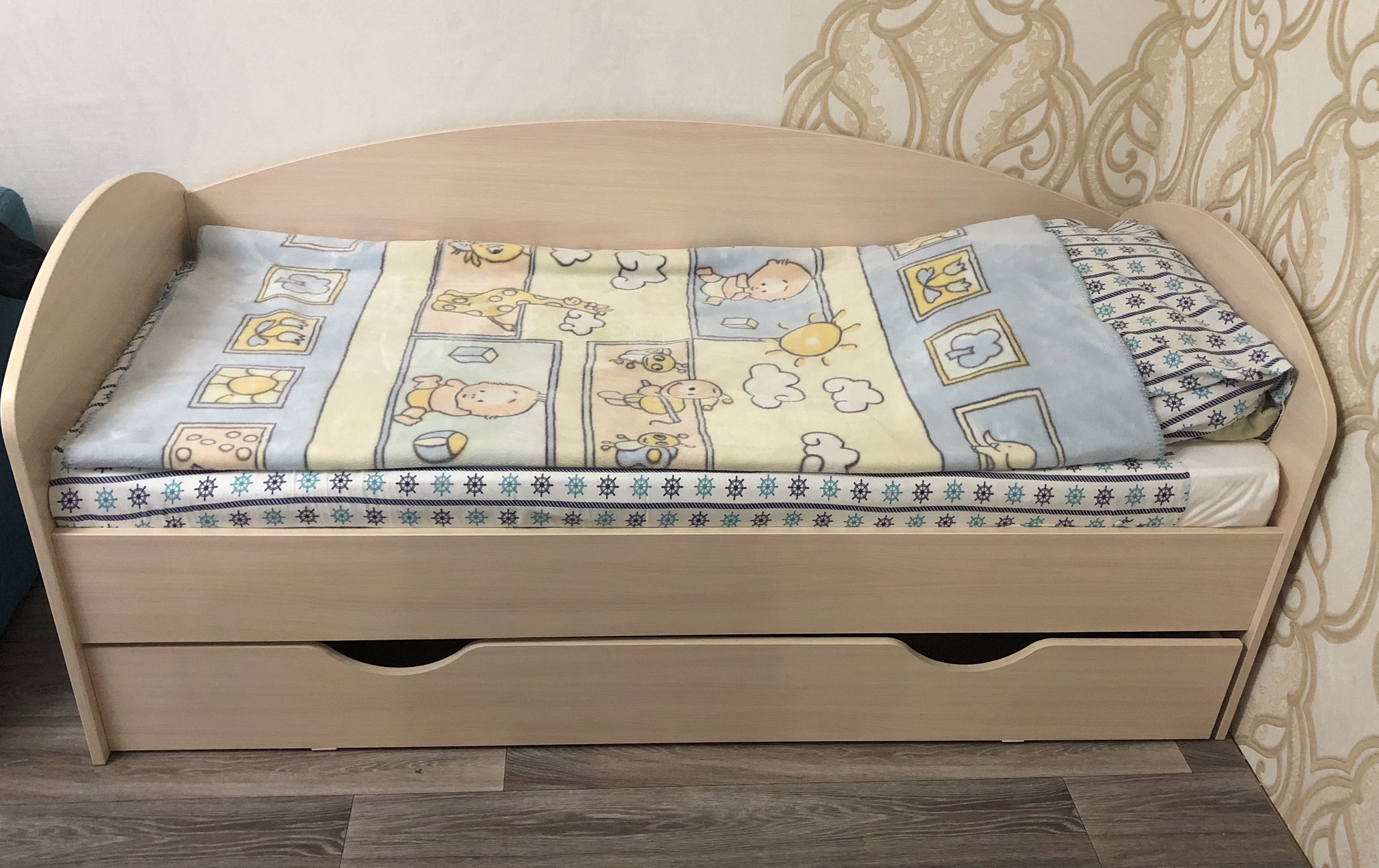 Фотография покупателя товара Кровать-тахта детская, спальное место 1600 × 700 мм, цвет белый - Фото 15