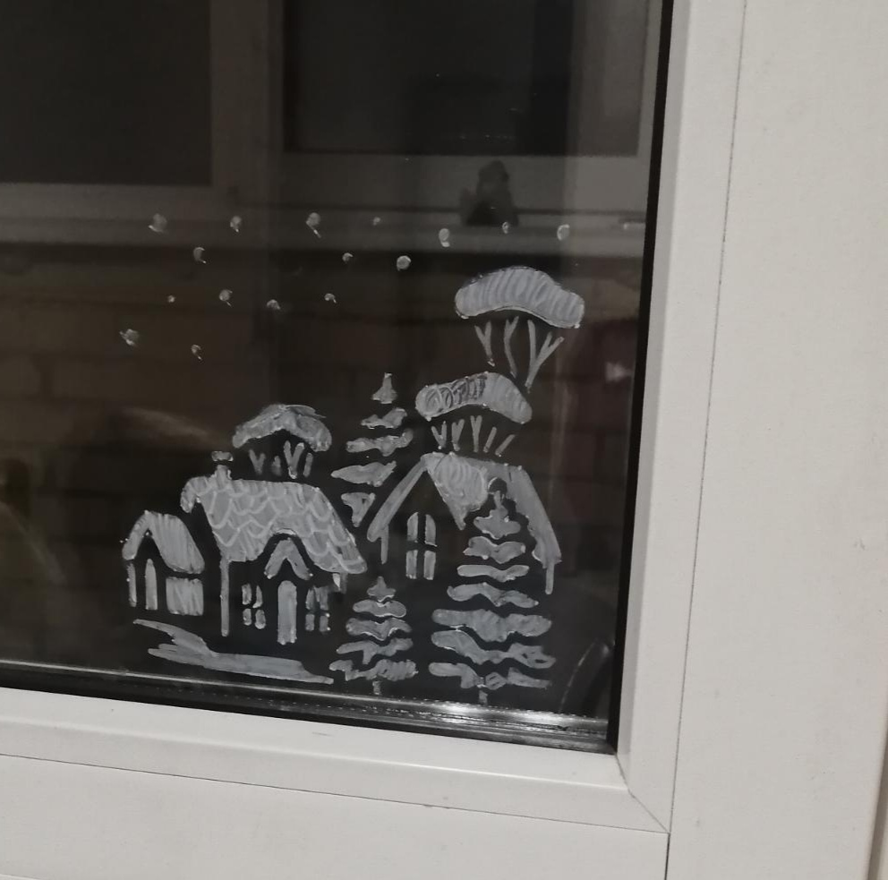 Фотография покупателя товара Трафарет для творчества «Зимний городок», 15 х 15 см, пластик