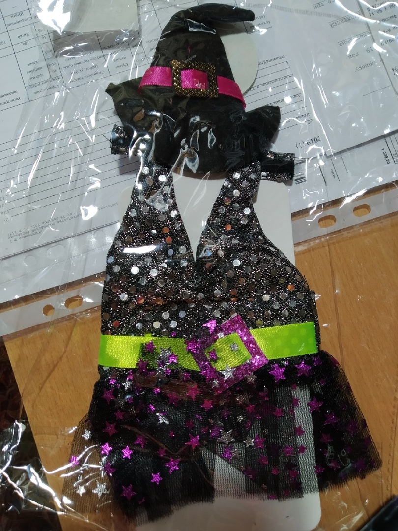 Фотография покупателя товара Одежда на бутылку «Красотка», 2 предмета: платье, шляпа, цвета МИКС - Фото 1