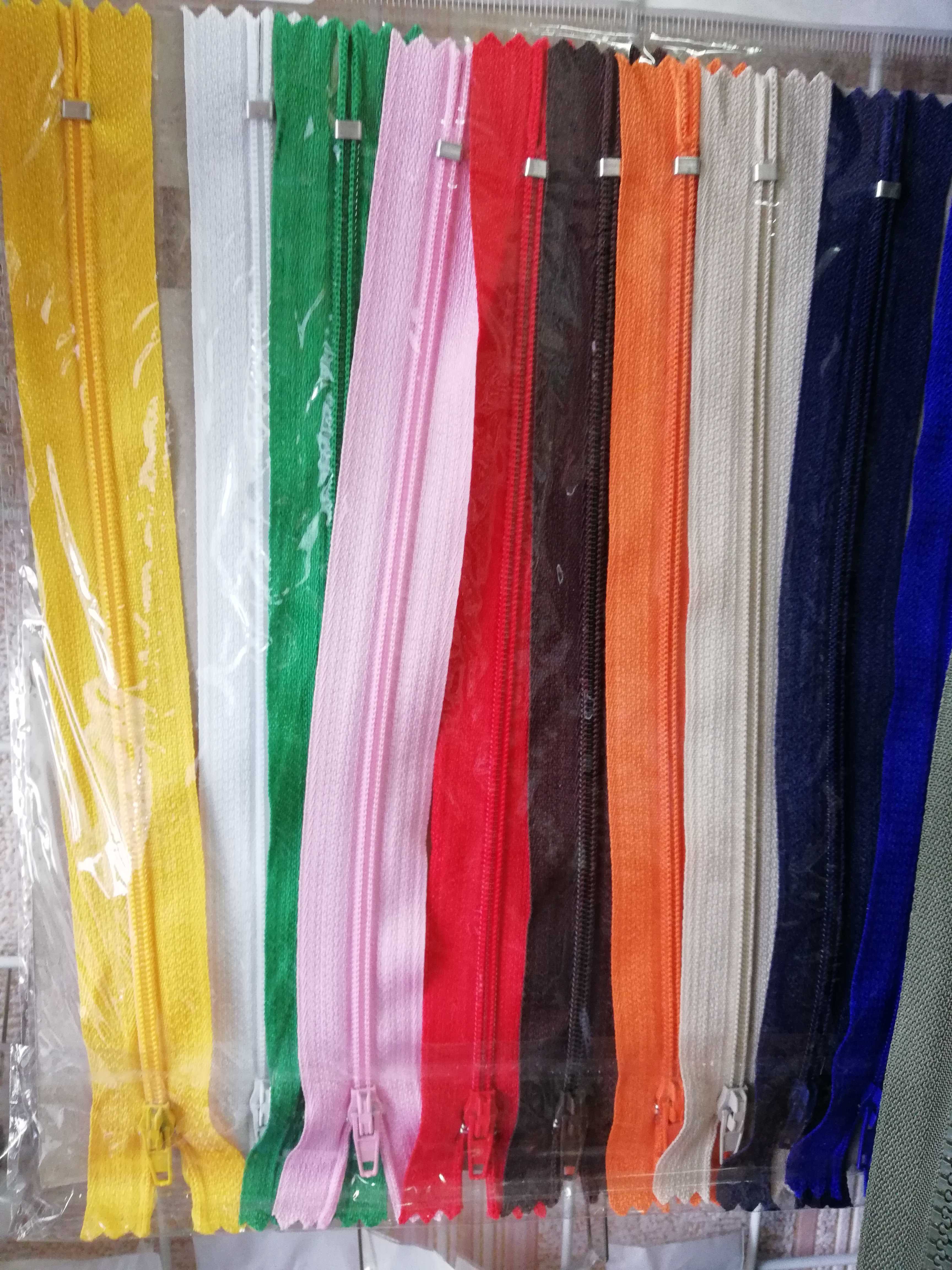 Фотография покупателя товара Набор молний «Спираль», №3, неразъёмные, 20 см, 12 шт, цвет разноцветный - Фото 6