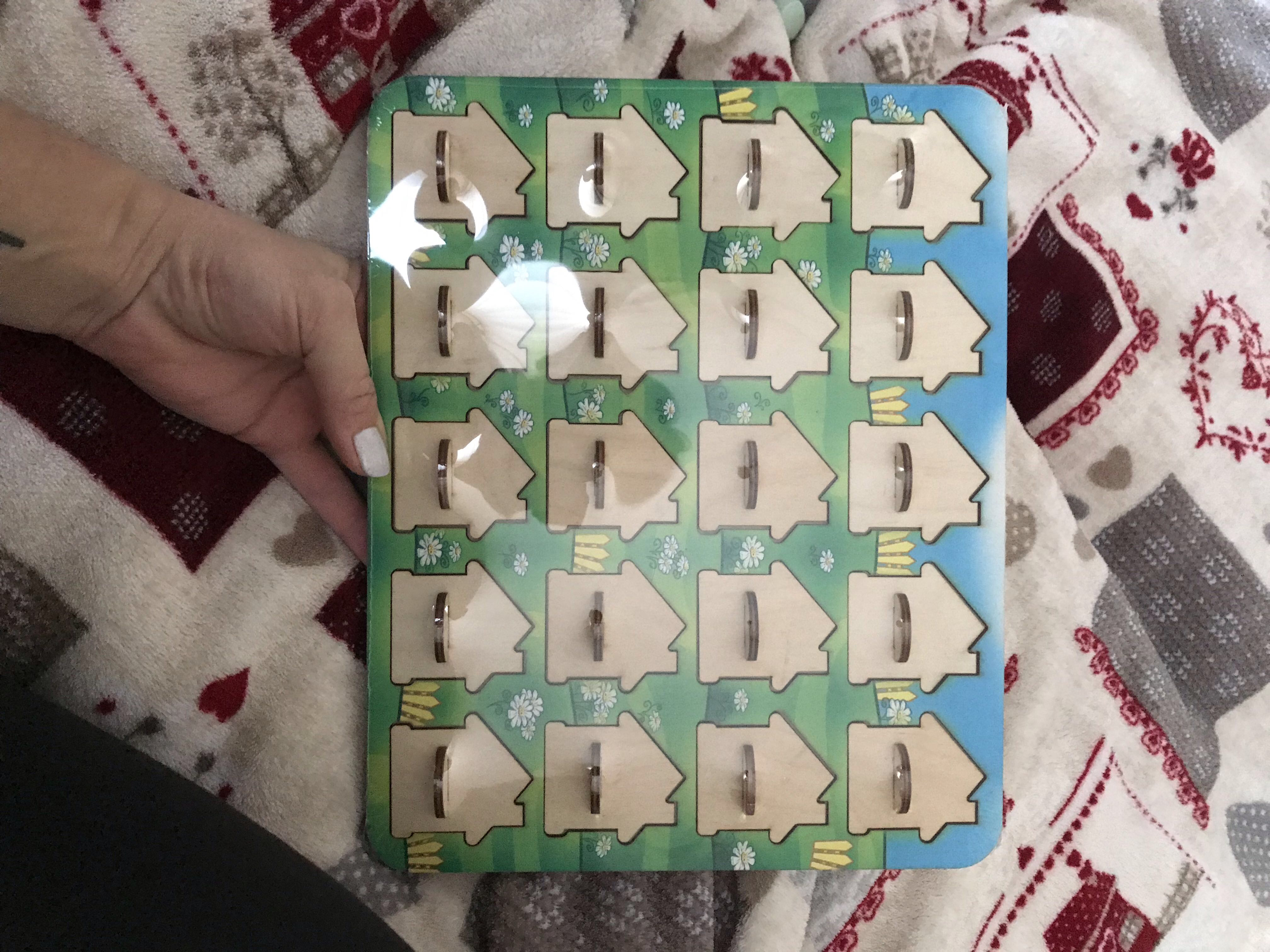 Фотография покупателя товара Игра для тренировки памяти «Мемо. Домики» размер окошек: 4 × 4,5 см - Фото 2