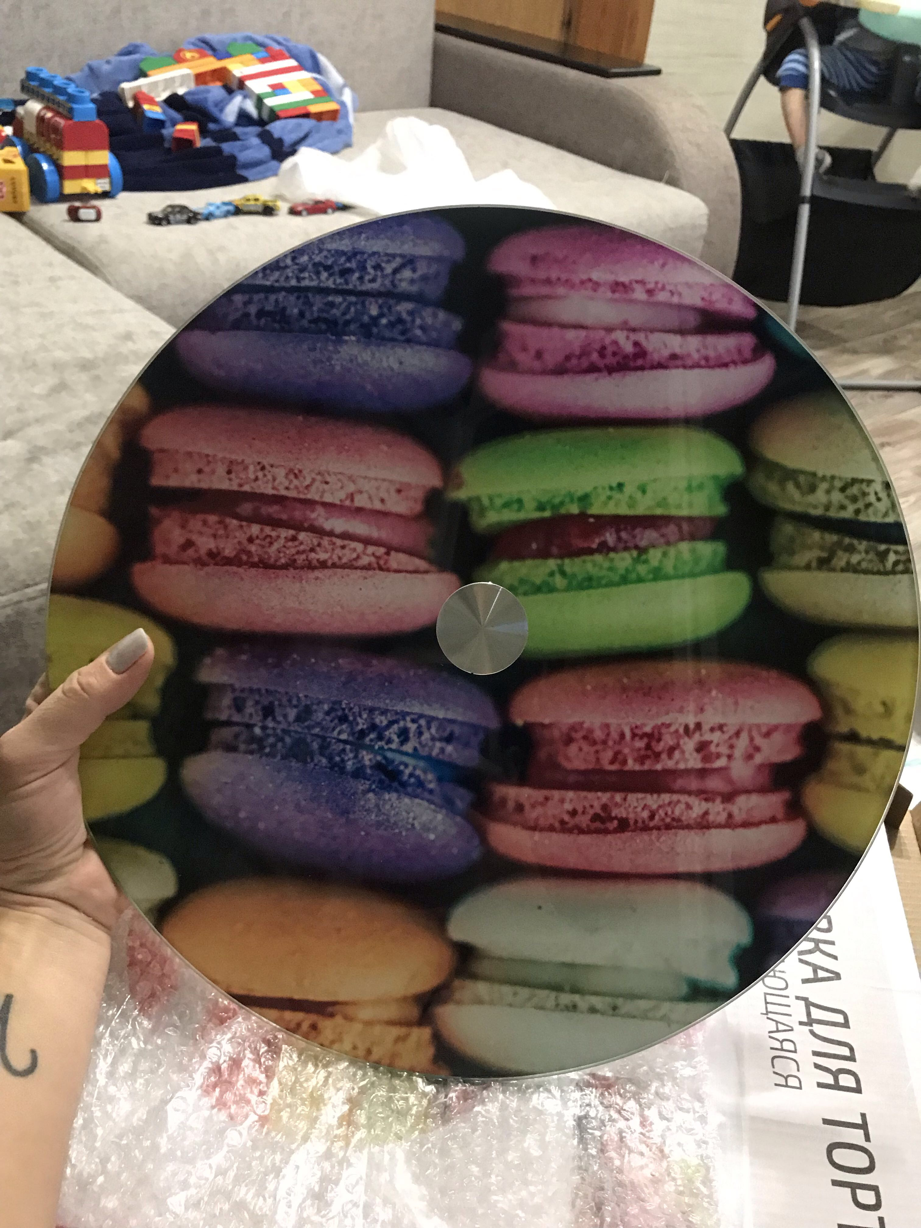 Фотография покупателя товара Подставка стеклянная для торта вращающаяся Доляна «Макаруны», d=32 см ㅤ