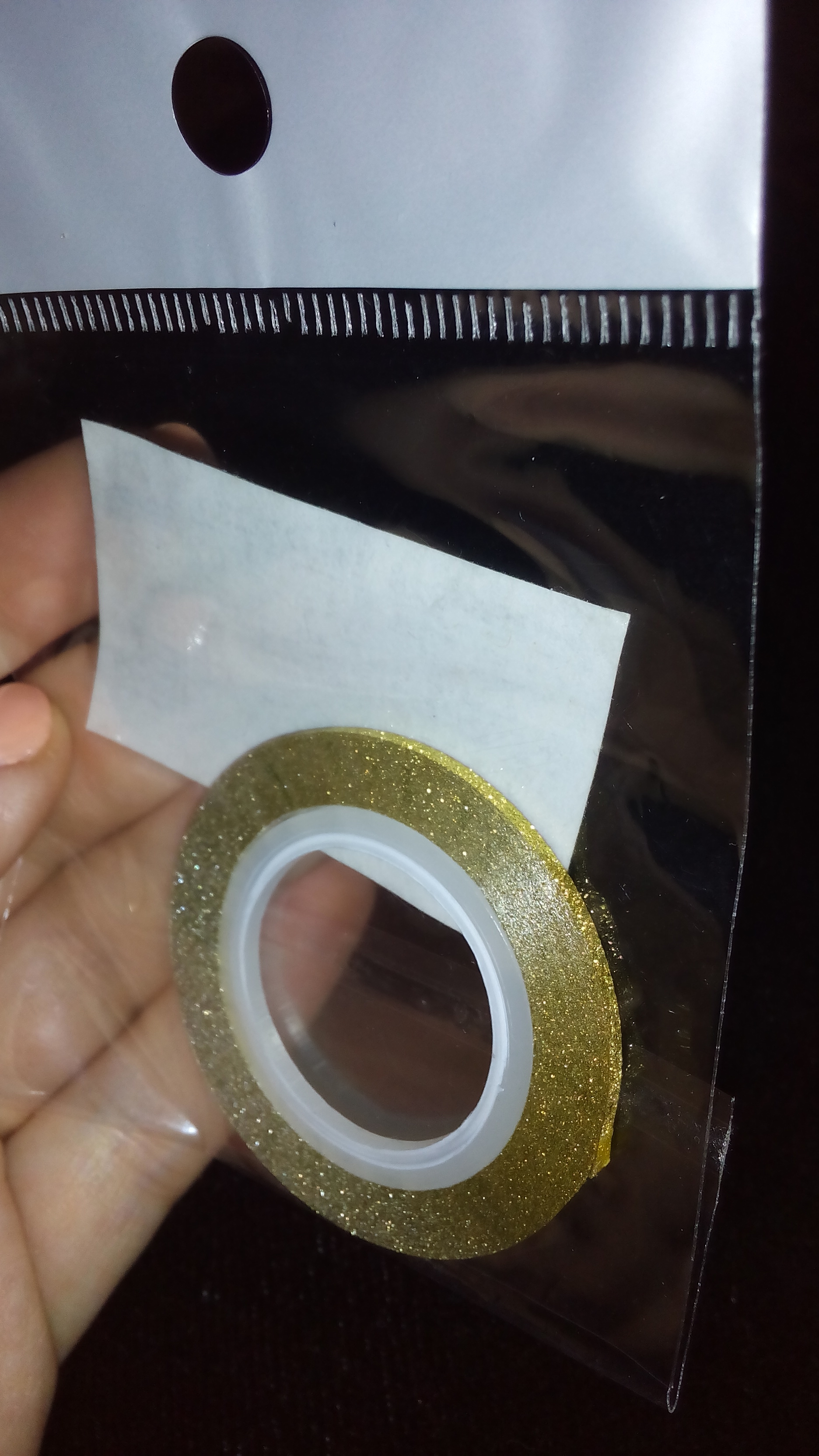 Фотография покупателя товара Лента клеевая для ногтей «Блёстки», 0,2 см, 10 м, цвет золотистый - Фото 1